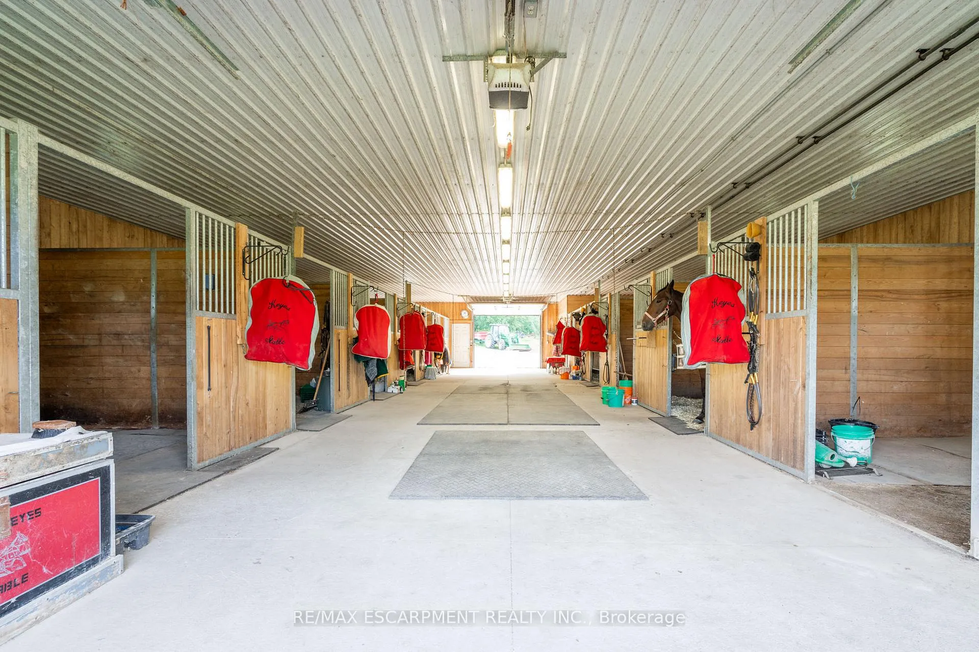 Photo 36 of 65 7th Concession Road E, Hamilton, Rural Flamborough — HOMEH