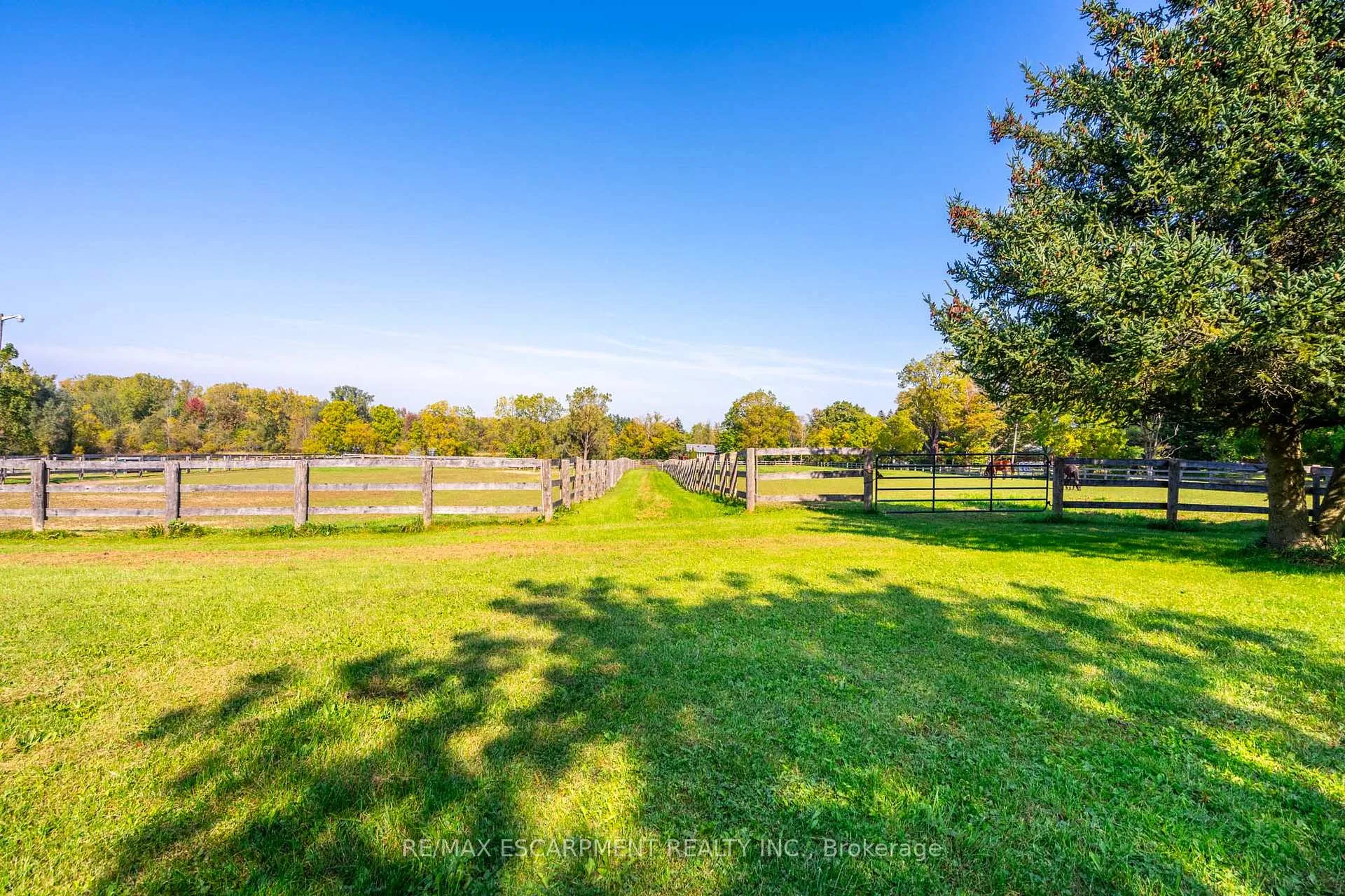 Photo 39 of 65 7th Concession Road E, Hamilton, Rural Flamborough — HOMEH