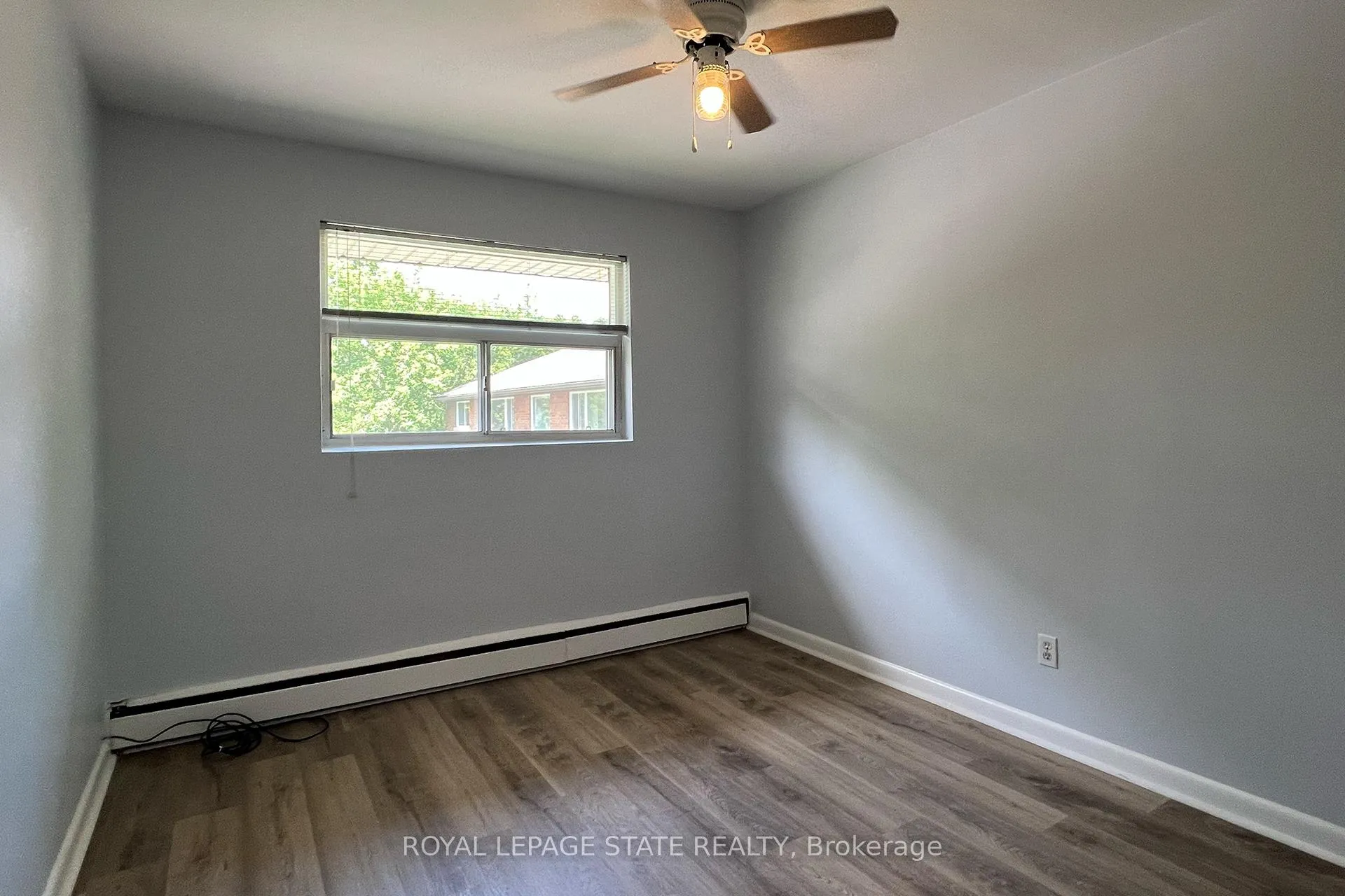 Photo 14 of 15 Hunter Court, Hamilton, Dundas — HOMEH