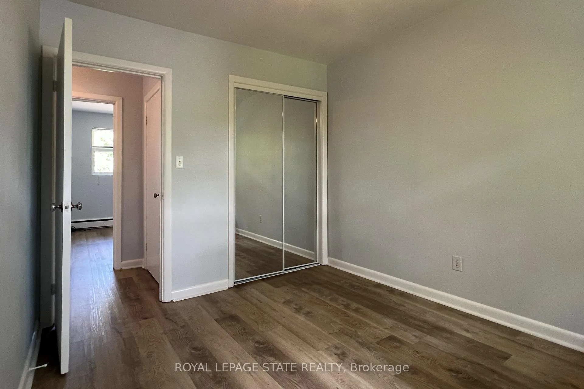 Photo 17 of 15 Hunter Court, Hamilton, Dundas — HOMEH
