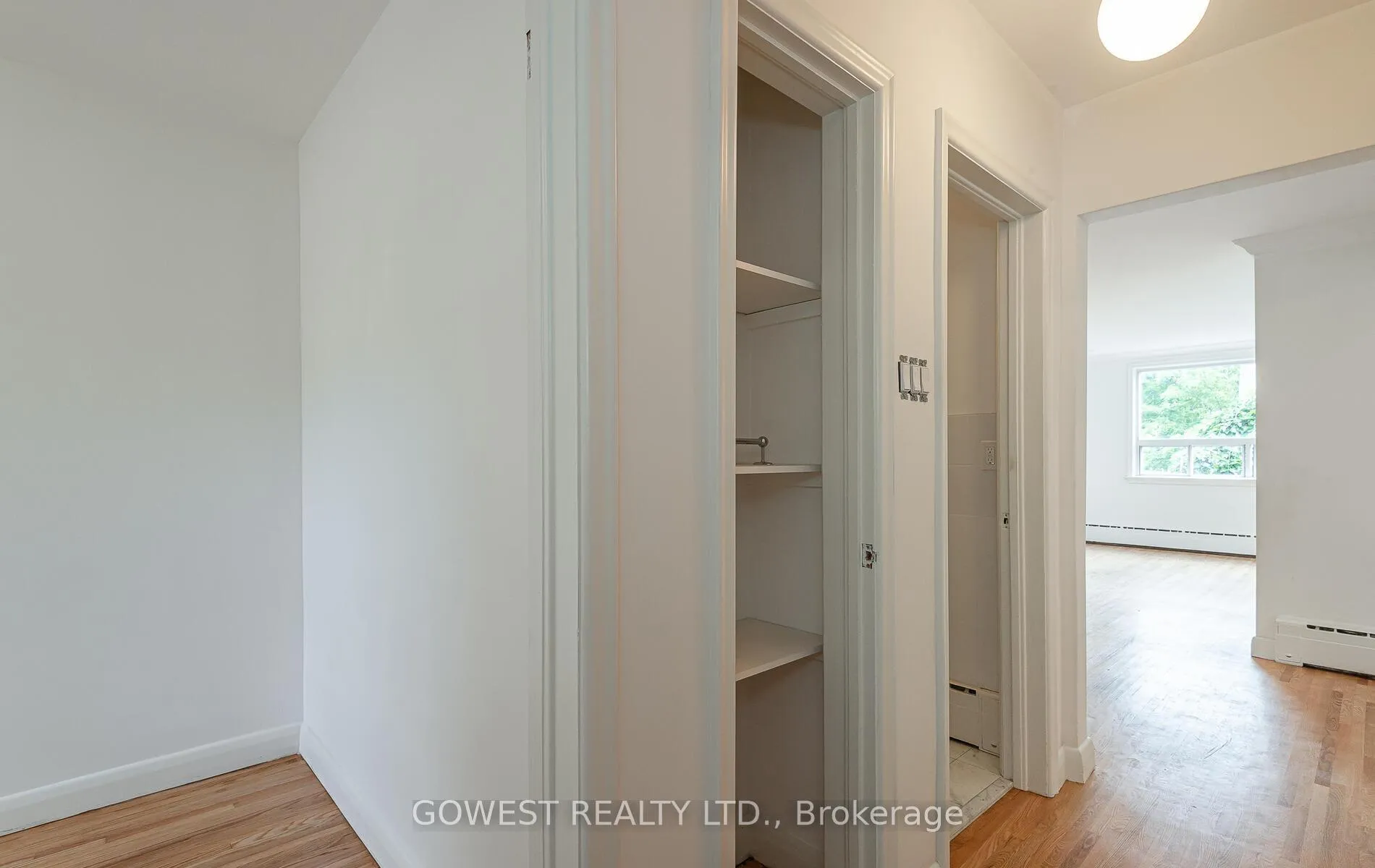 Photo 8 of 126 Barker Avenue, Toronto, Danforth Village-East York — HOMEH