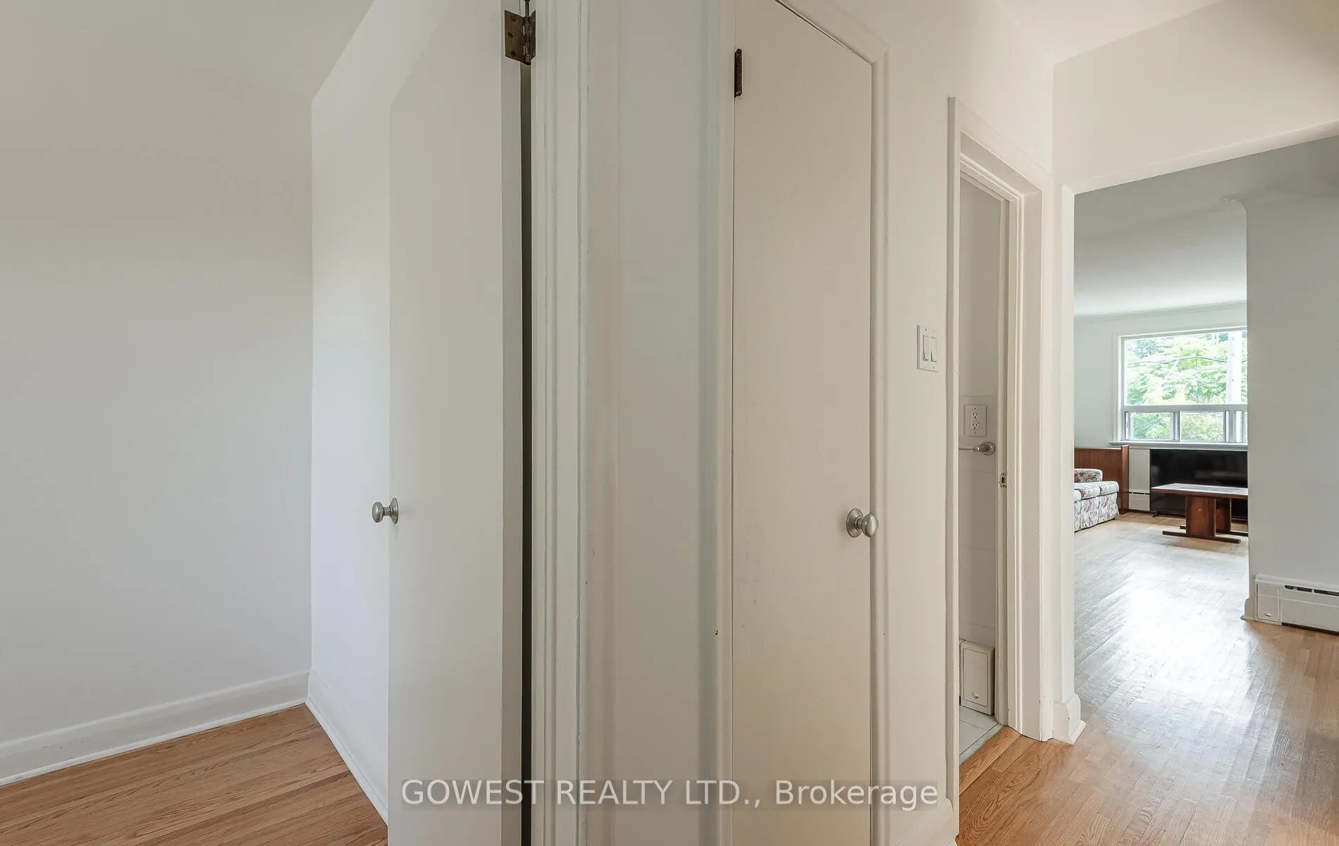 Photo 21 of 126 Barker Avenue, Toronto, Danforth Village-East York — HOMEH