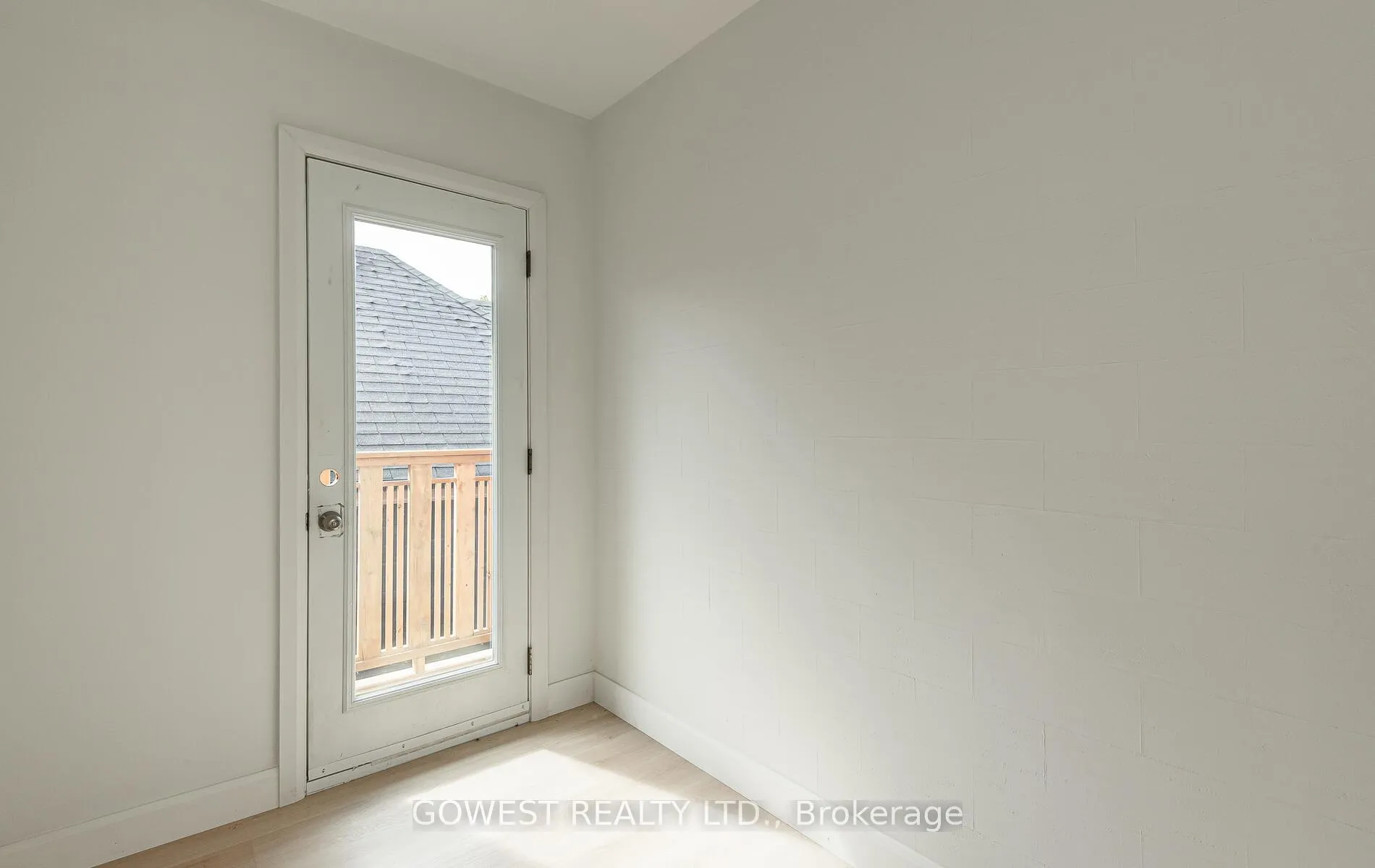 Photo 27 of 126 Barker Avenue, Toronto, Danforth Village-East York — HOMEH