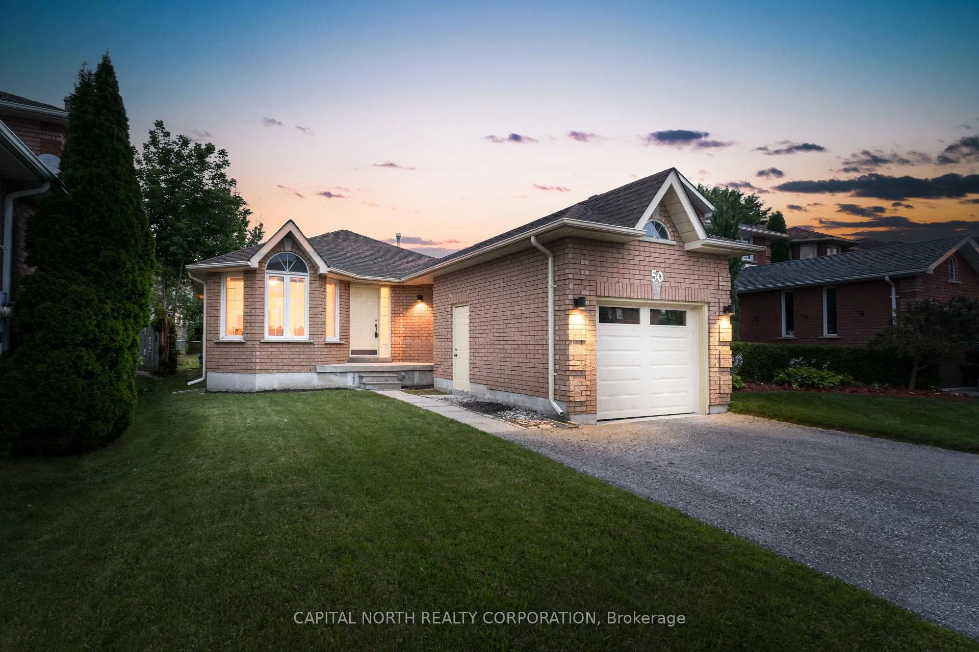 Photo 2 of 50 Taylor Drive, Barrie, Bayshore — HOMEH
