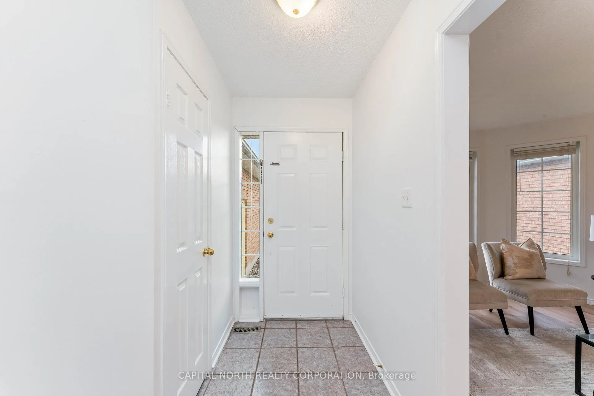 Photo 6 of 50 Taylor Drive, Barrie, Bayshore — HOMEH