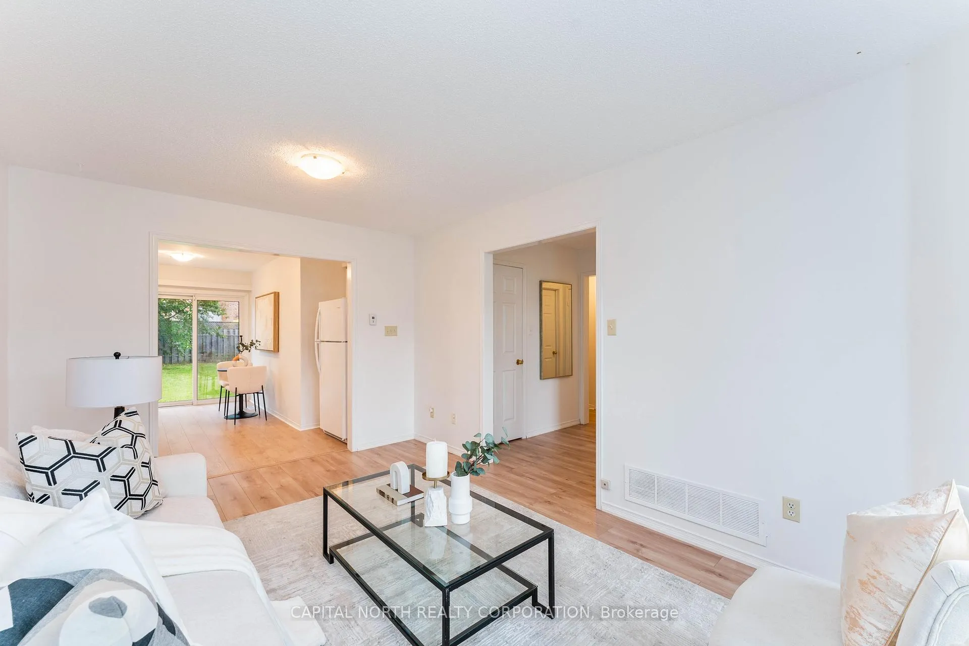 Photo 9 of 50 Taylor Drive, Barrie, Bayshore — HOMEH
