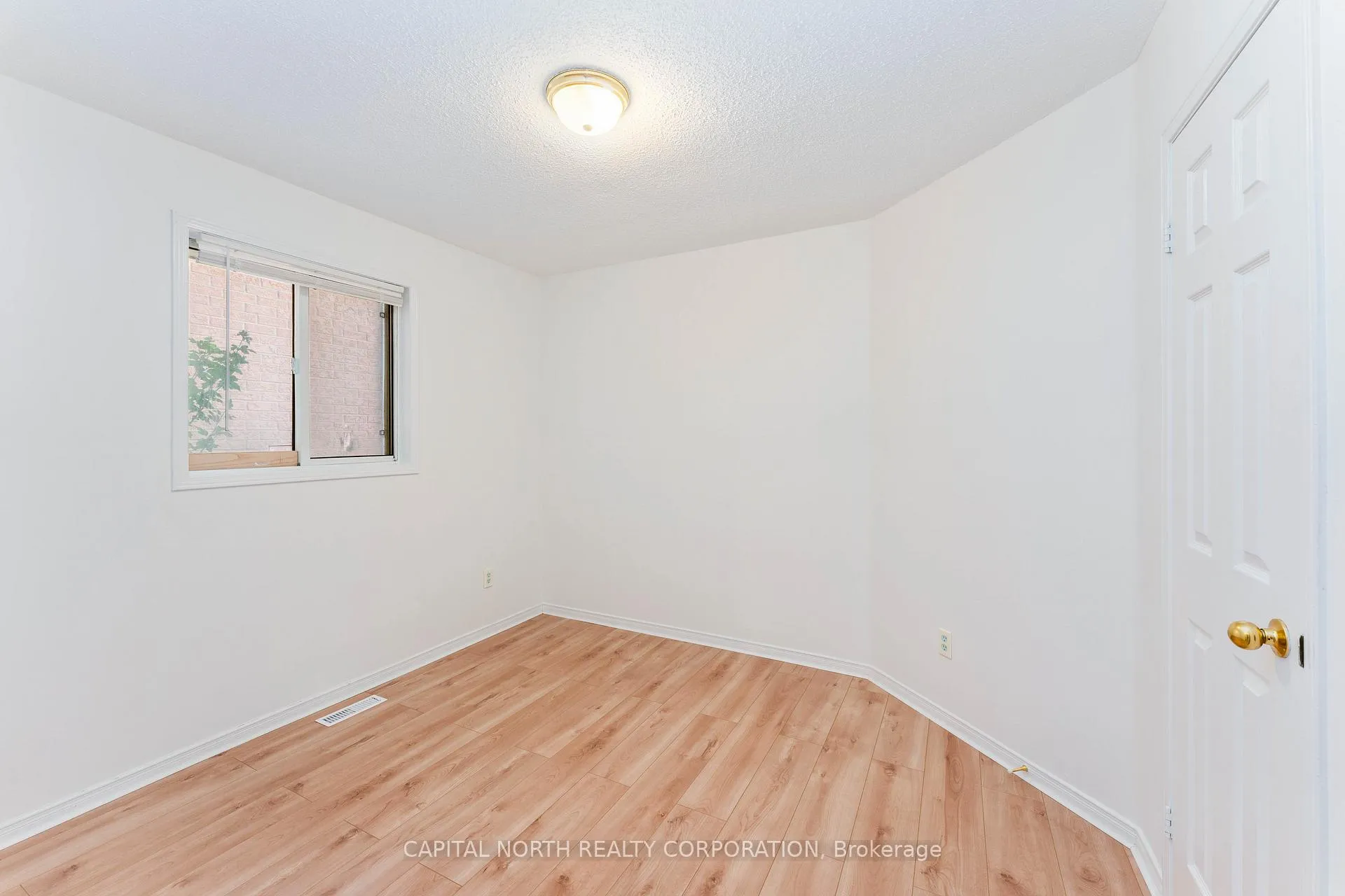 Photo 20 of 50 Taylor Drive, Barrie, Bayshore — HOMEH