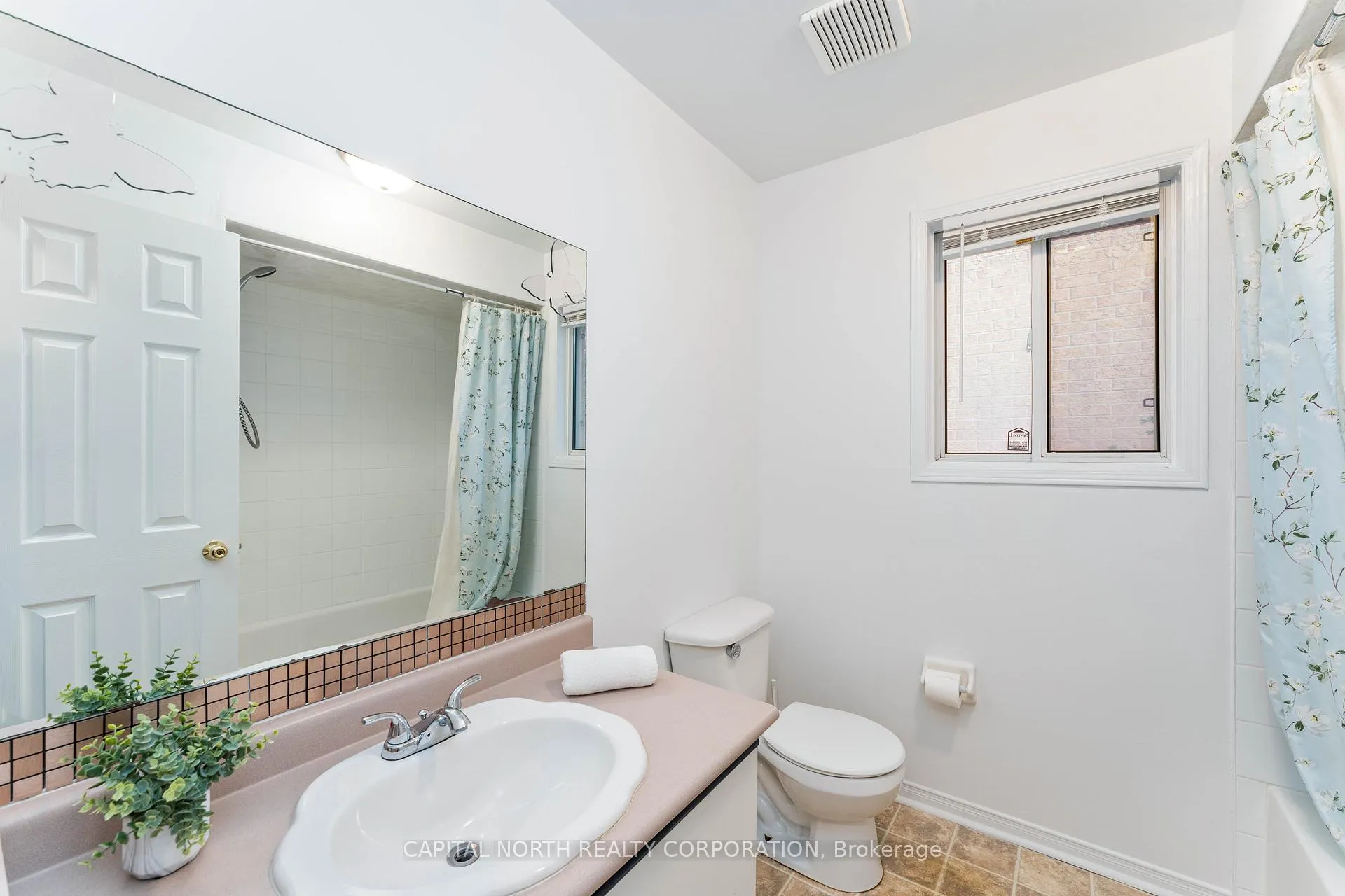 Photo 21 of 50 Taylor Drive, Barrie, Bayshore — HOMEH