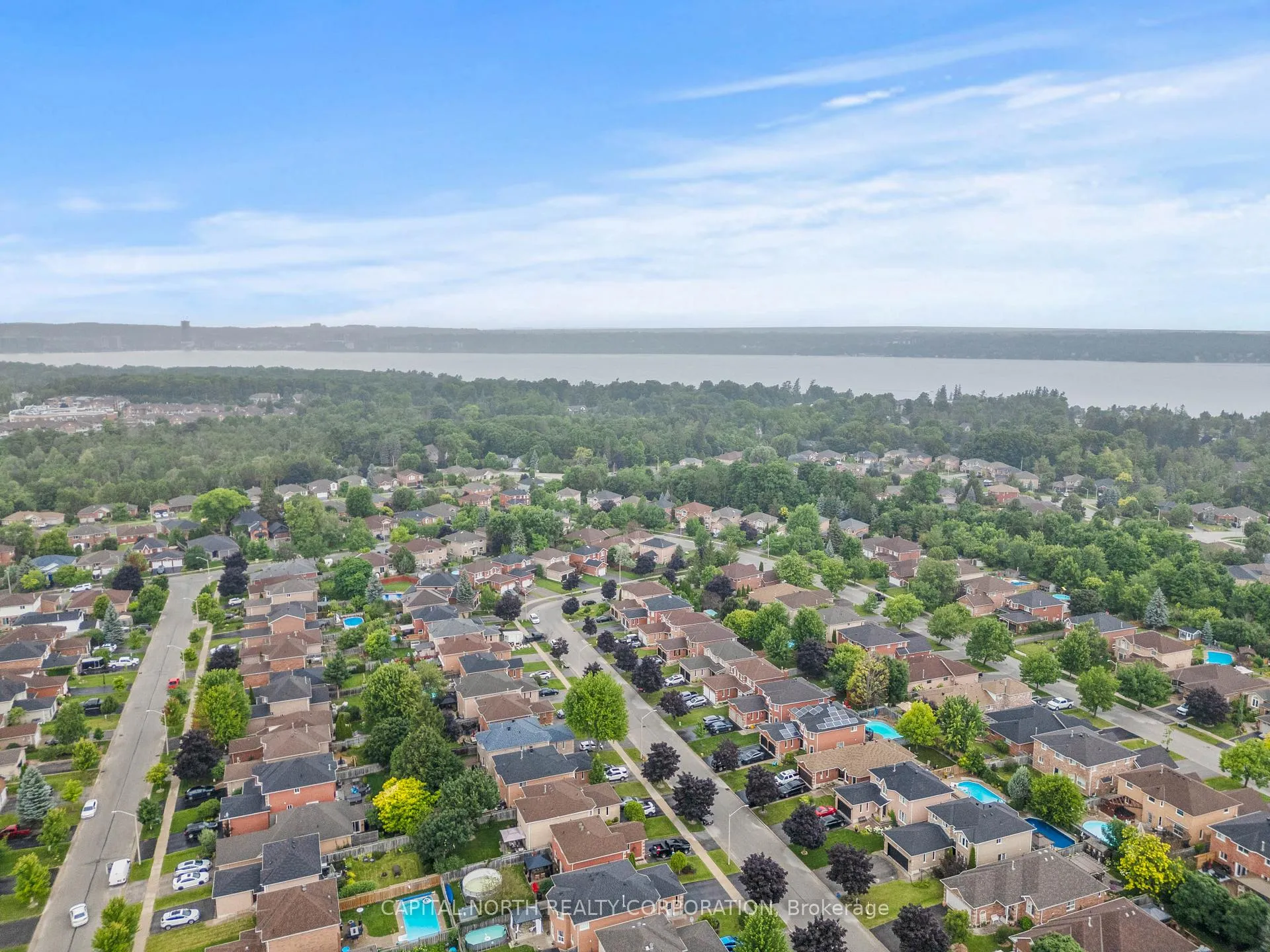 Photo 24 of 50 Taylor Drive, Barrie, Bayshore — HOMEH