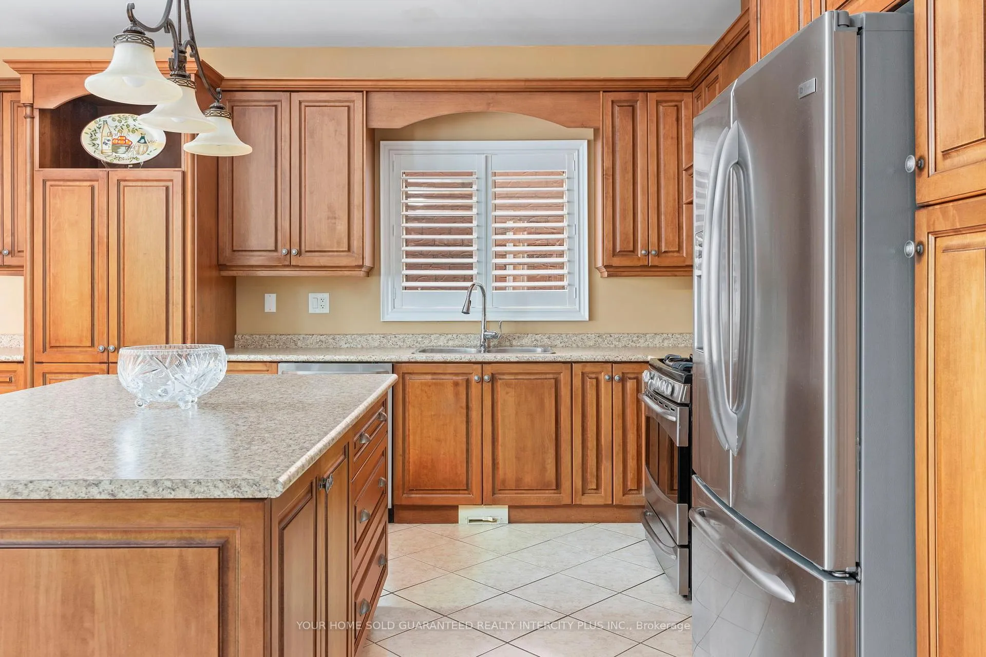 Photo 13 of 60 Noce Way, Vaughan, Vellore Village — HOMEH
