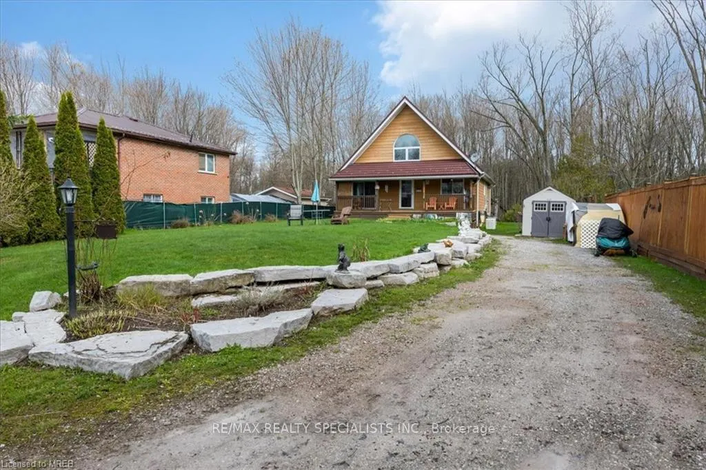 Photo 1 of 4264 Lakeview Drive, Ramara, Rural Ramara — HOMEH