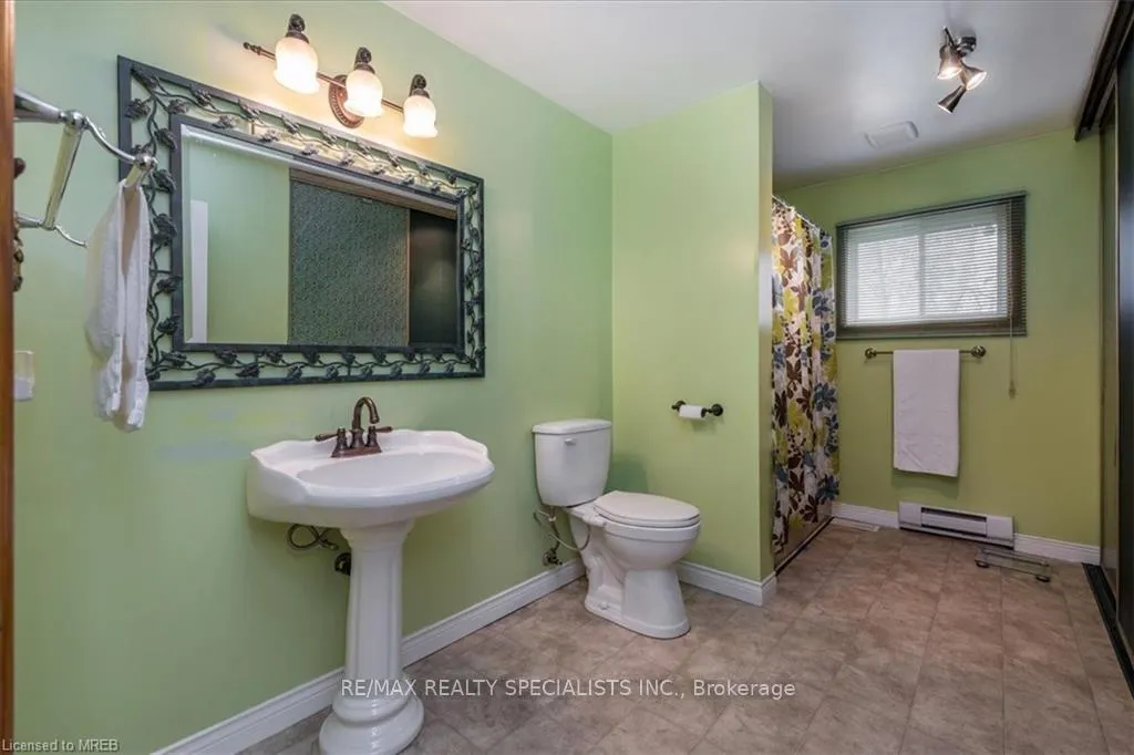 Photo 18 of 4264 Lakeview Drive, Ramara, Rural Ramara — HOMEH