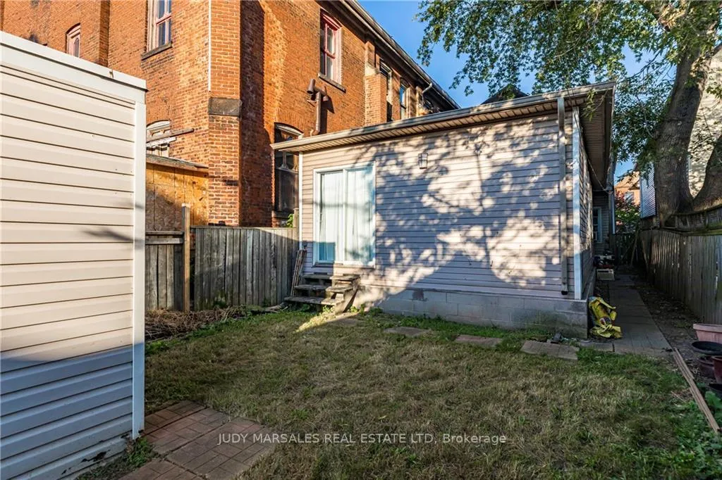 Photo 39 of 105 Smith Avenue, Hamilton, Landsdale — HOMEH