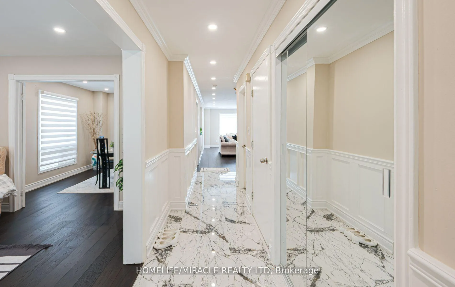 Photo 3 of 28 Murkar Crescent, Whitby, Blue Grass Meadows — HOMEH