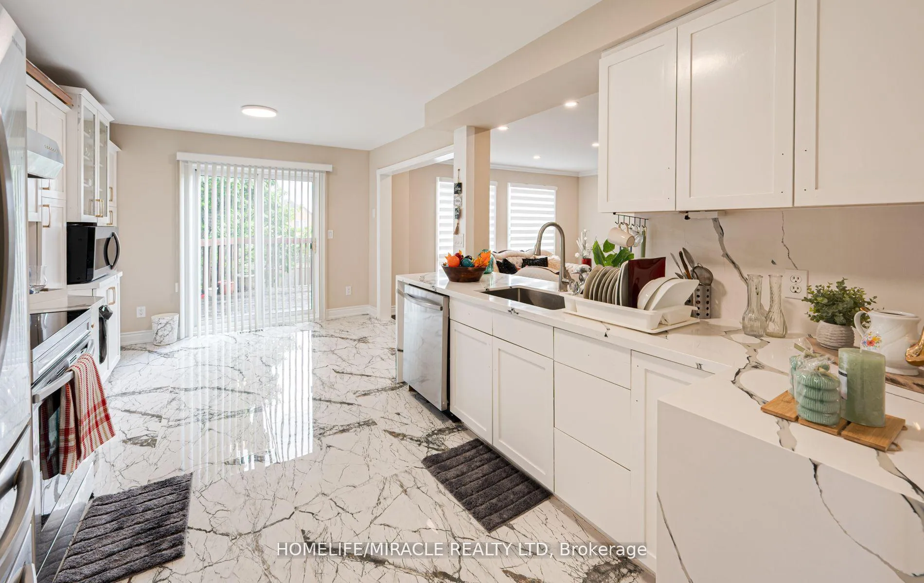 Photo 15 of 28 Murkar Crescent, Whitby, Blue Grass Meadows — HOMEH