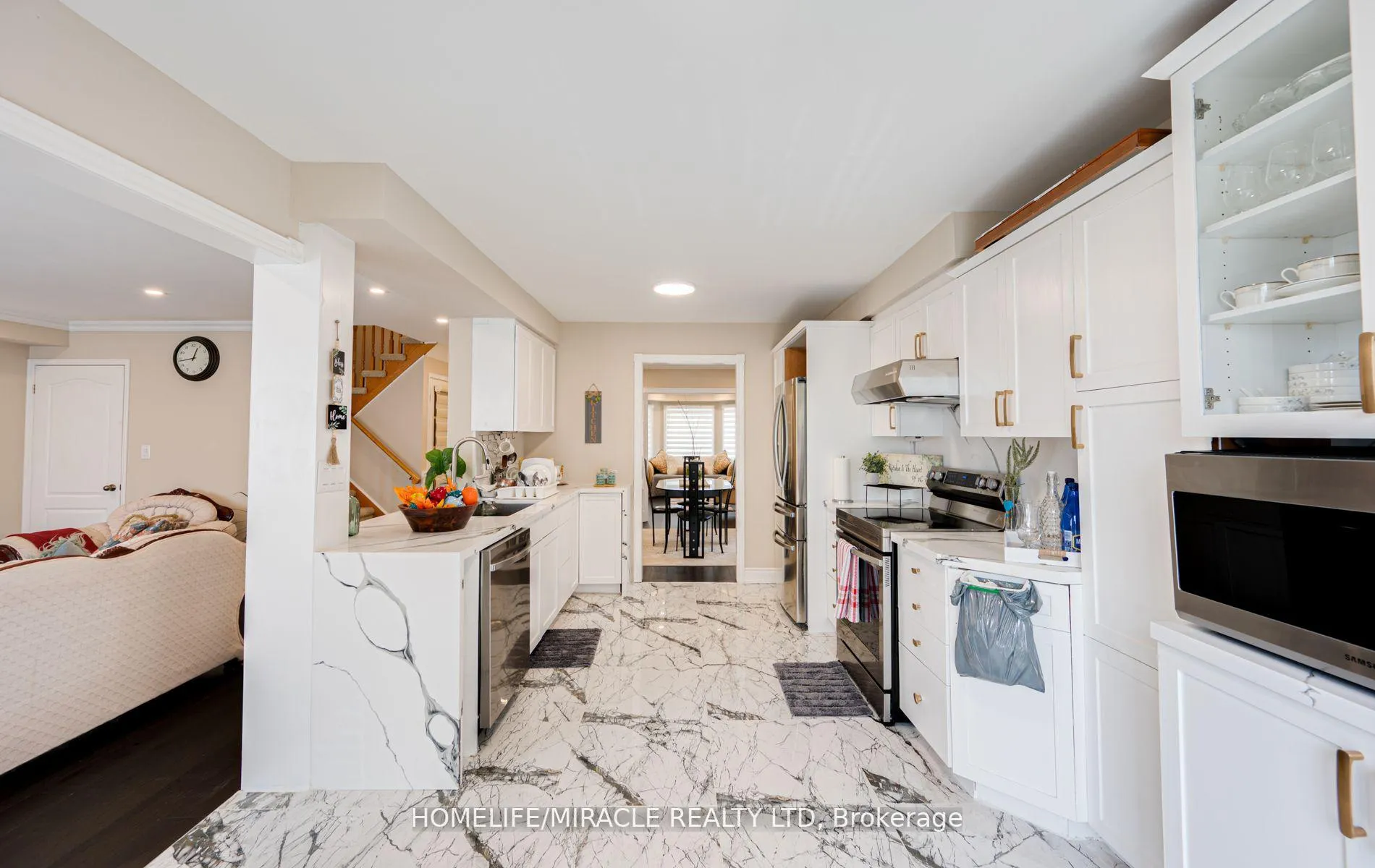 Photo 16 of 28 Murkar Crescent, Whitby, Blue Grass Meadows — HOMEH