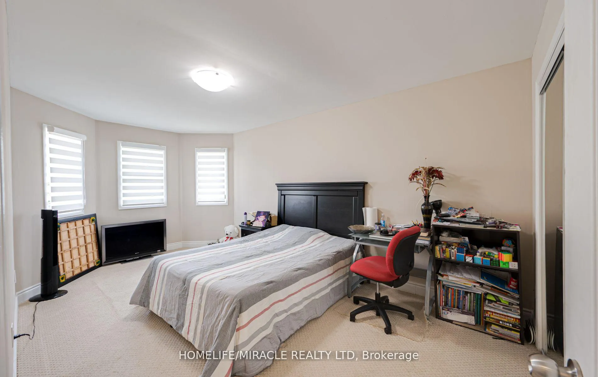 Photo 27 of 28 Murkar Crescent, Whitby, Blue Grass Meadows — HOMEH