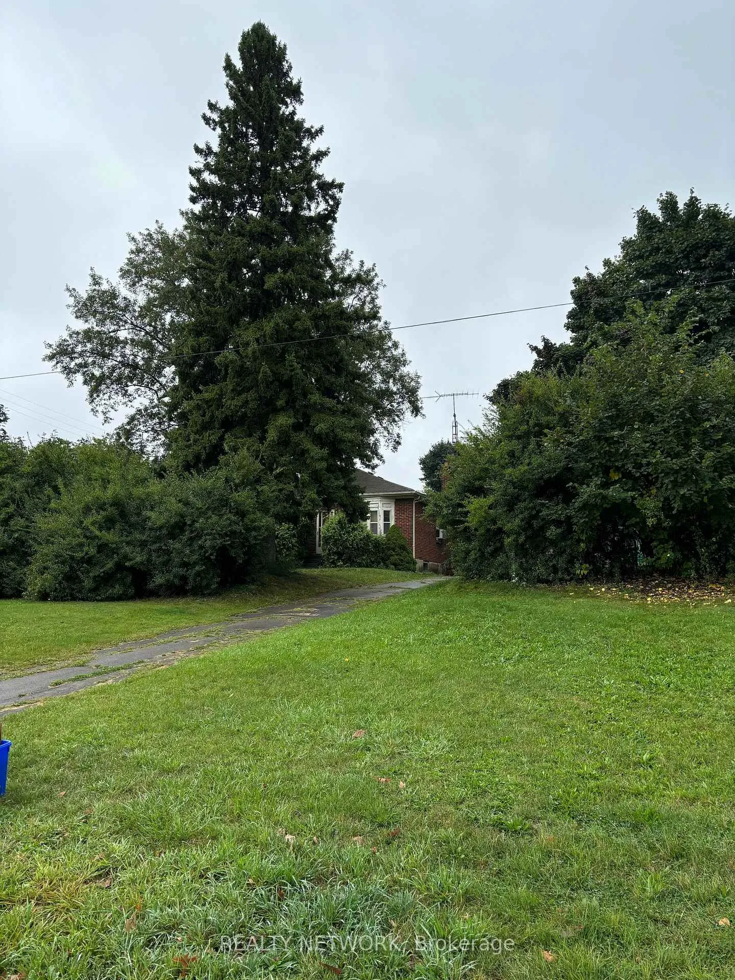 Photo 3 of 269 Sanatorium Road, Hamilton, Buchanan — HOMEH