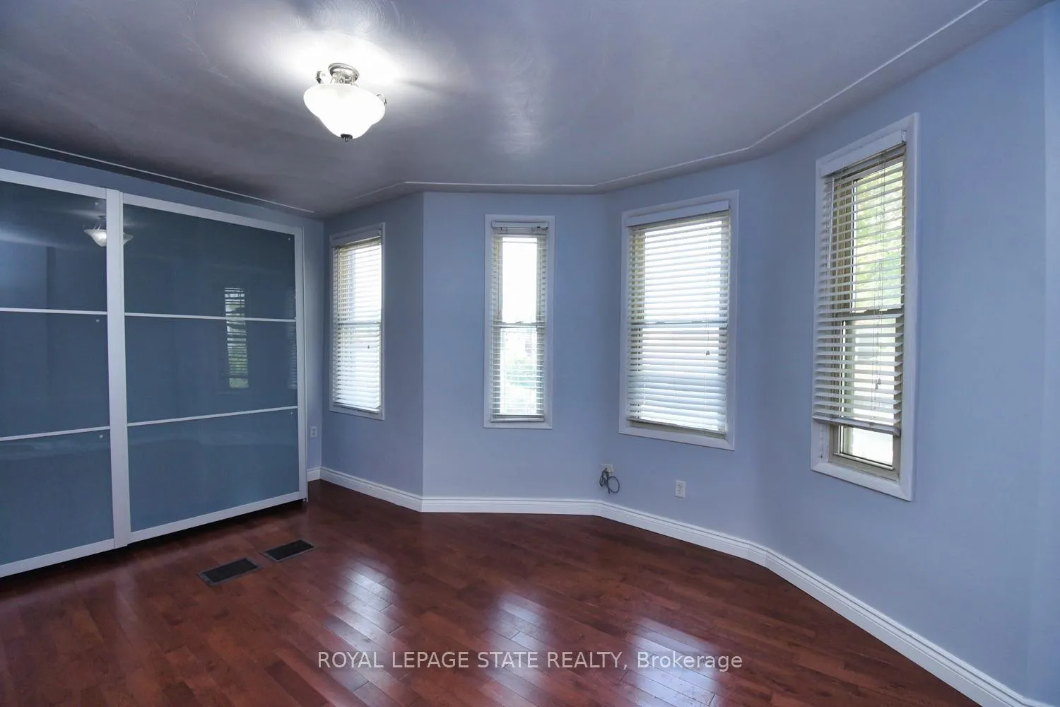 Photo 19 of 86 Earl Street, Hamilton, Gibson — HOMEH