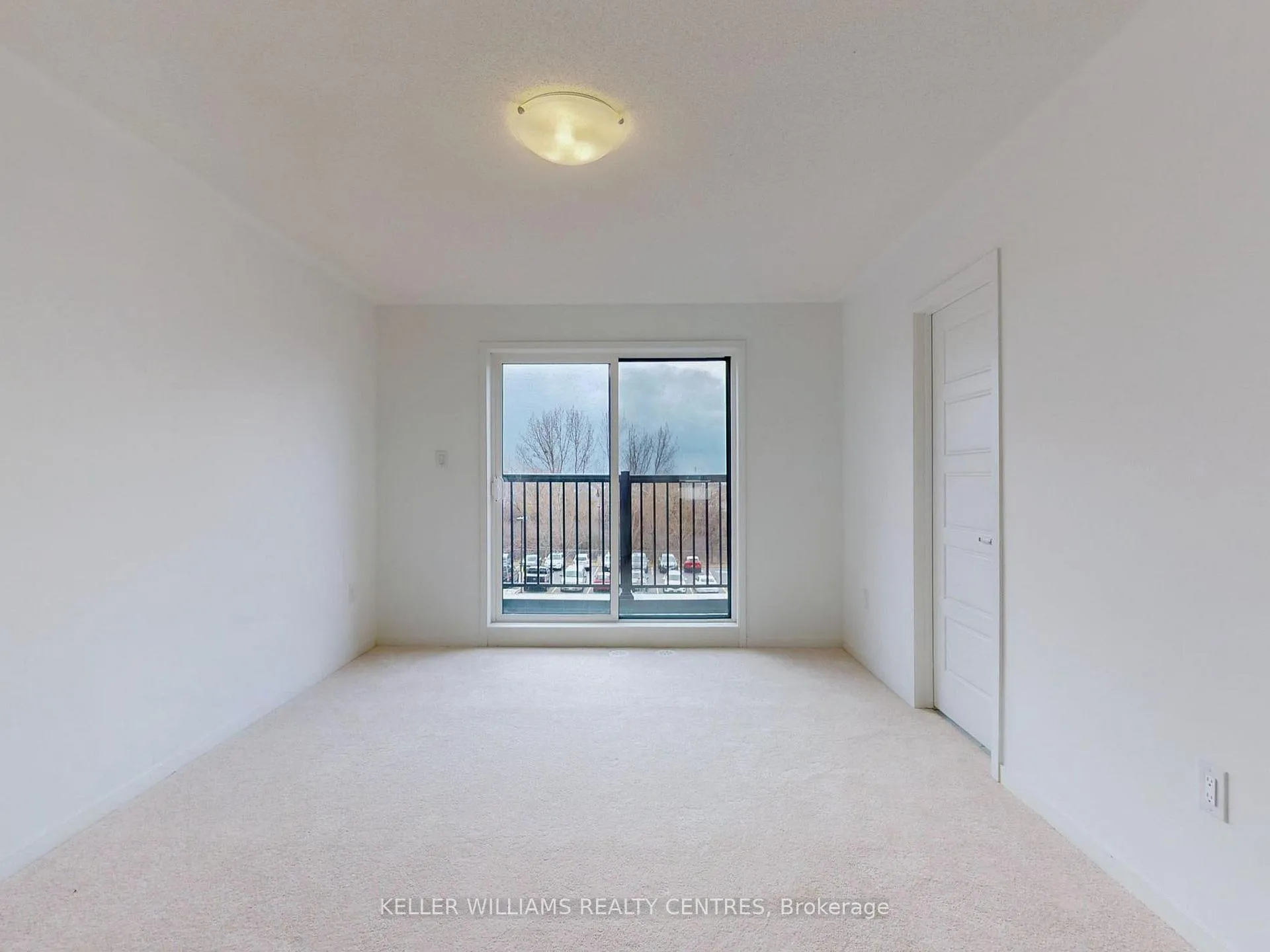 Photo 10 of 773 Heathrow Path, Oshawa, Samac — HOMEH