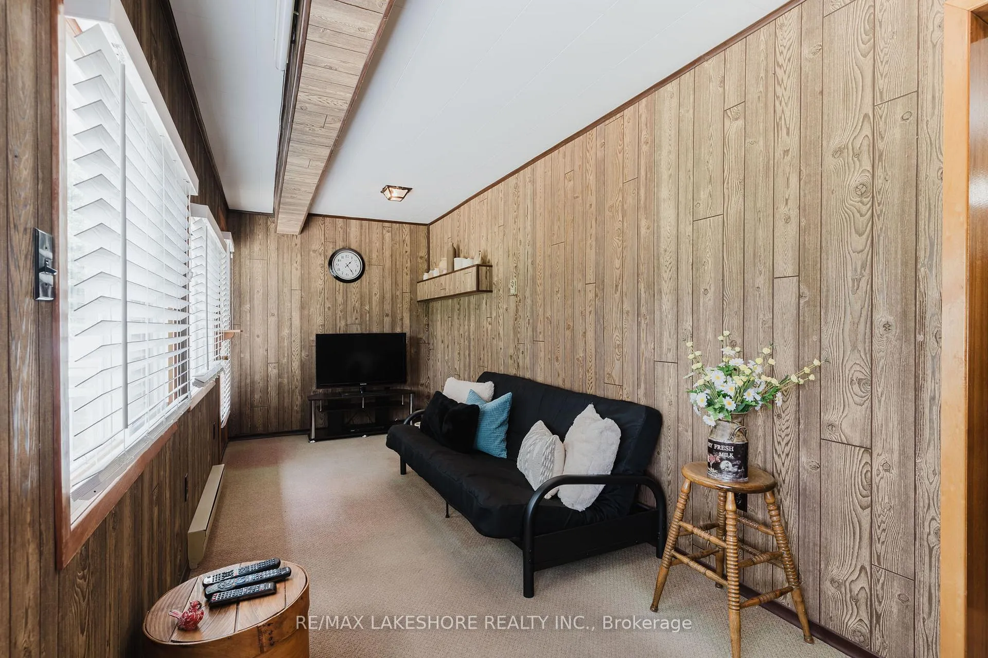 Photo 14 of 8 Elm Avenue, Hamilton Township, Baltimore — HOMEH