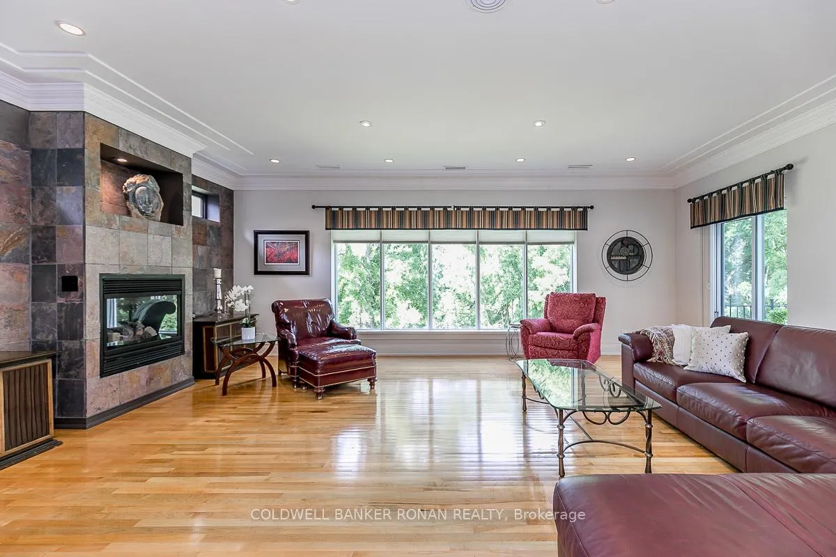 Photo 8 of 44 Elizabeth Street, New Tecumseth, Alliston — HOMEH