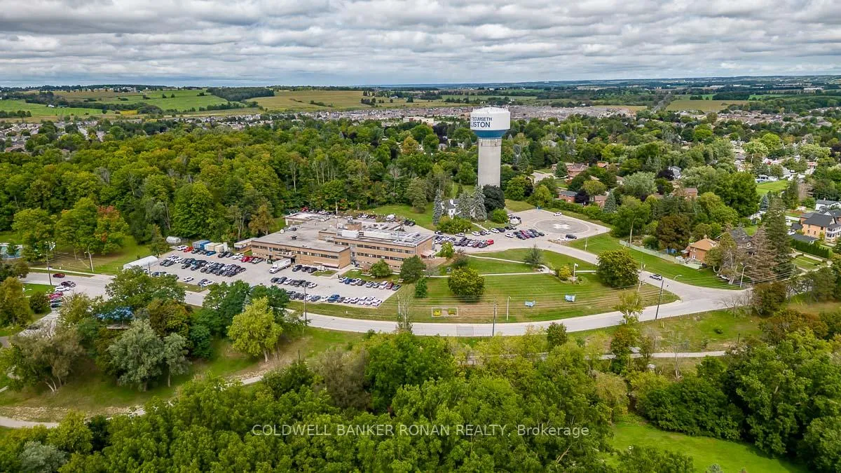 Photo 38 of 44 Elizabeth Street, New Tecumseth, Alliston — HOMEH
