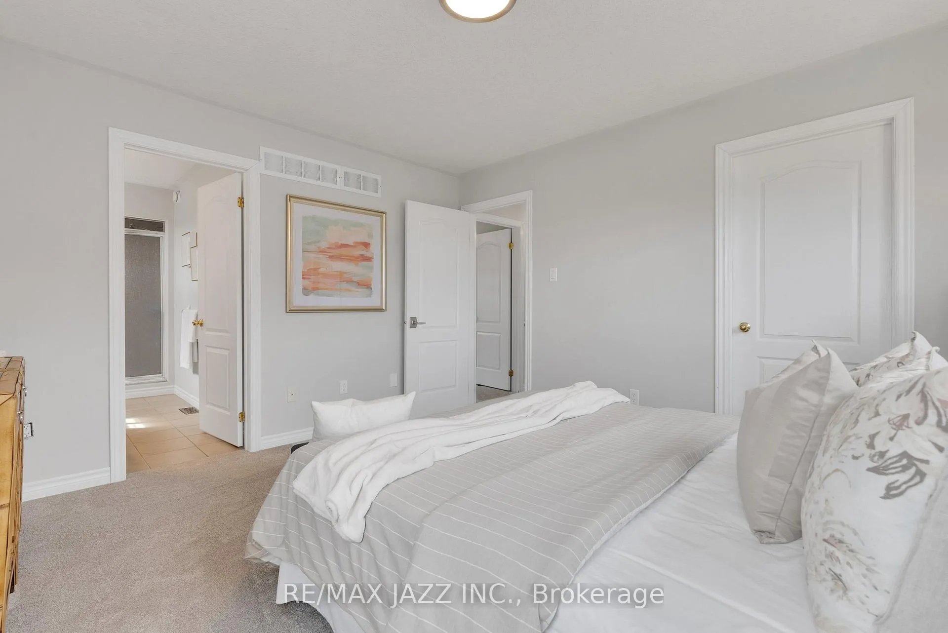 Photo 25 of 219 Fenning Drive, Clarington, Courtice — HOMEH