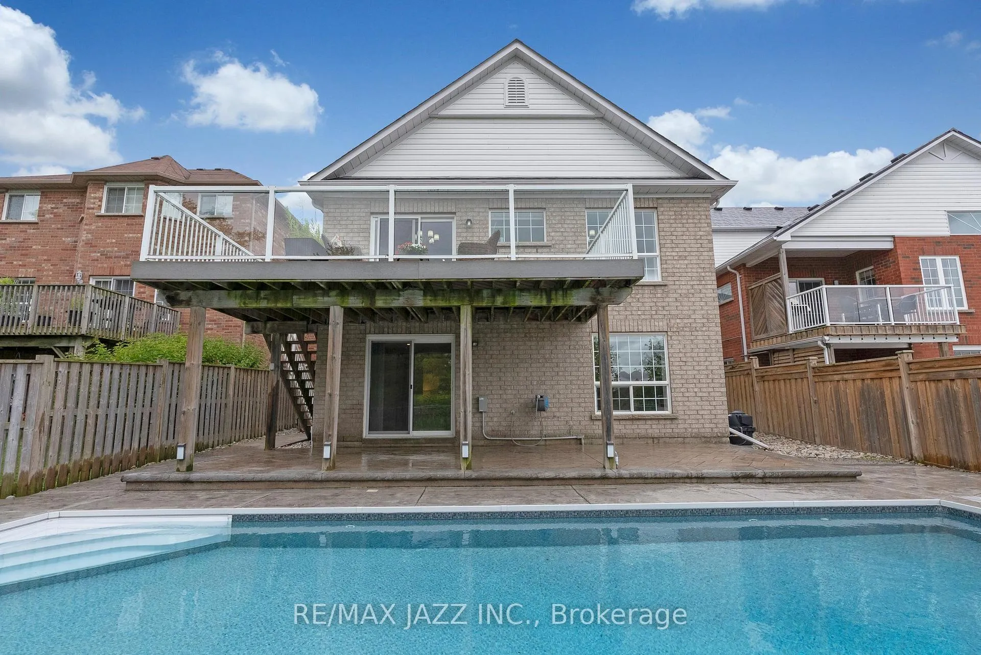 Photo 32 of 219 Fenning Drive, Clarington, Courtice — HOMEH