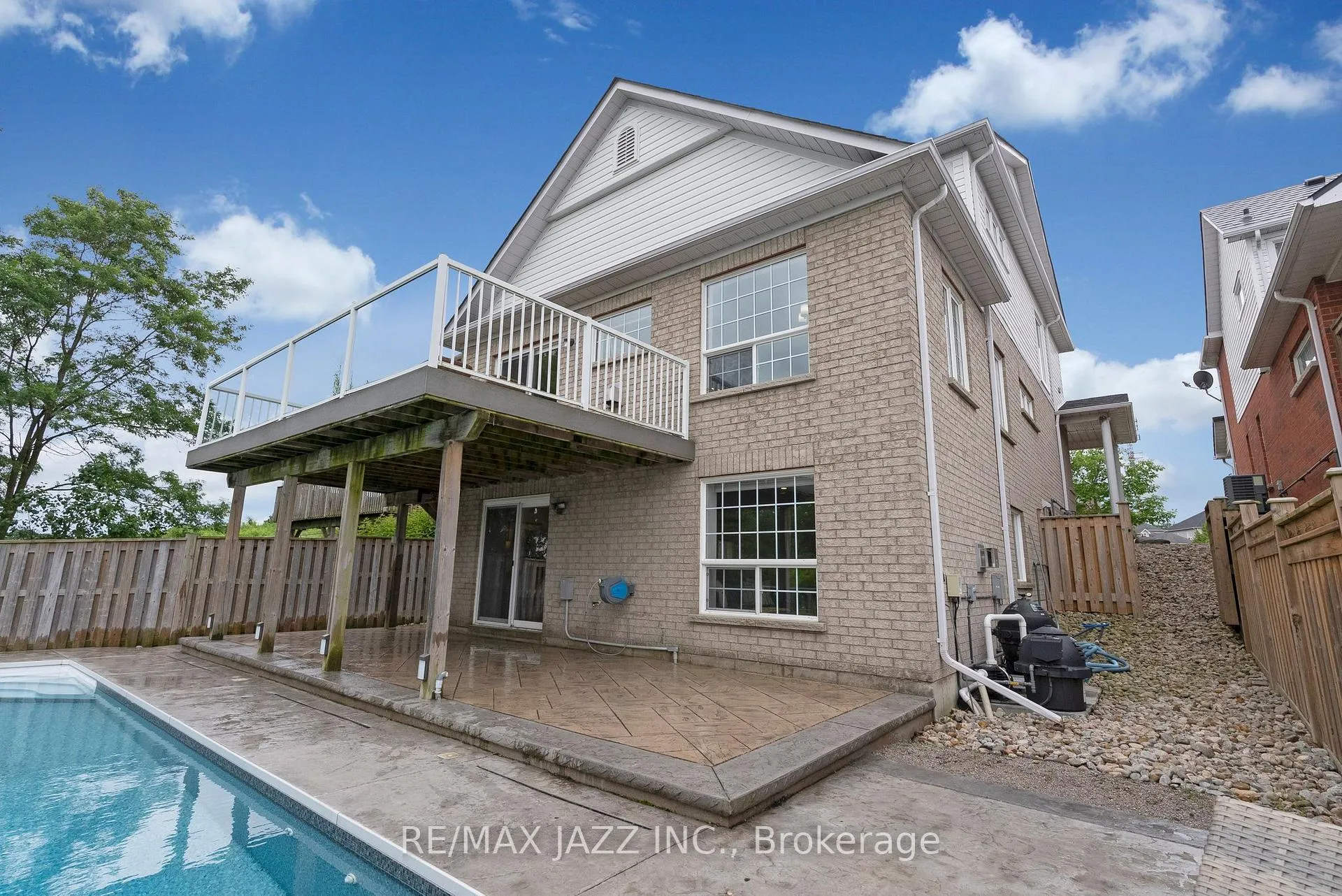 Photo 33 of 219 Fenning Drive, Clarington, Courtice — HOMEH