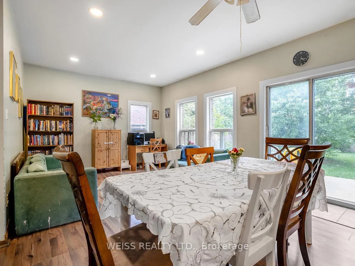 Photo 14 of 81 Brucewood Crescent, Toronto, Englemount-Lawrence — HOMEH
