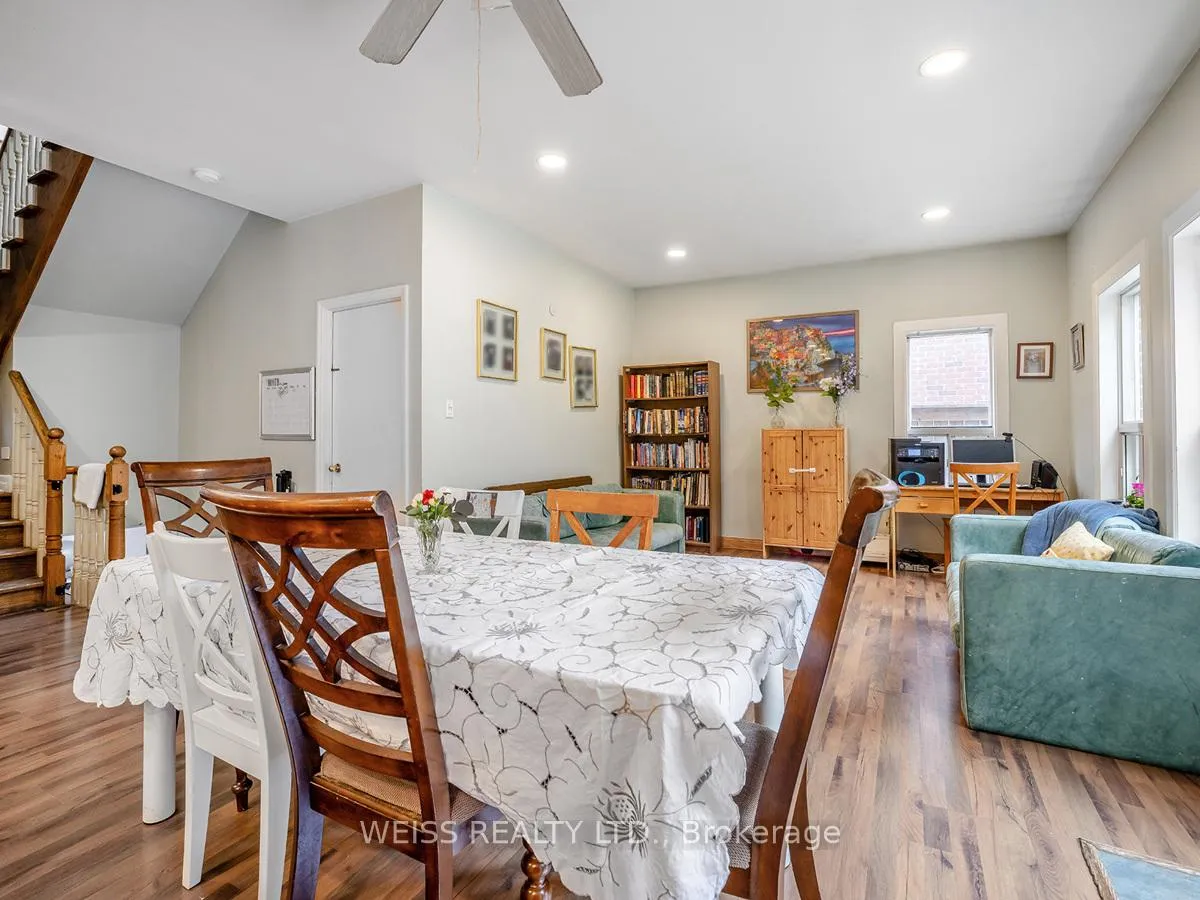 Photo 15 of 81 Brucewood Crescent, Toronto, Englemount-Lawrence — HOMEH