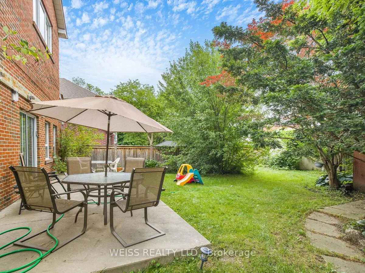 Photo 31 of 81 Brucewood Crescent, Toronto, Englemount-Lawrence — HOMEH