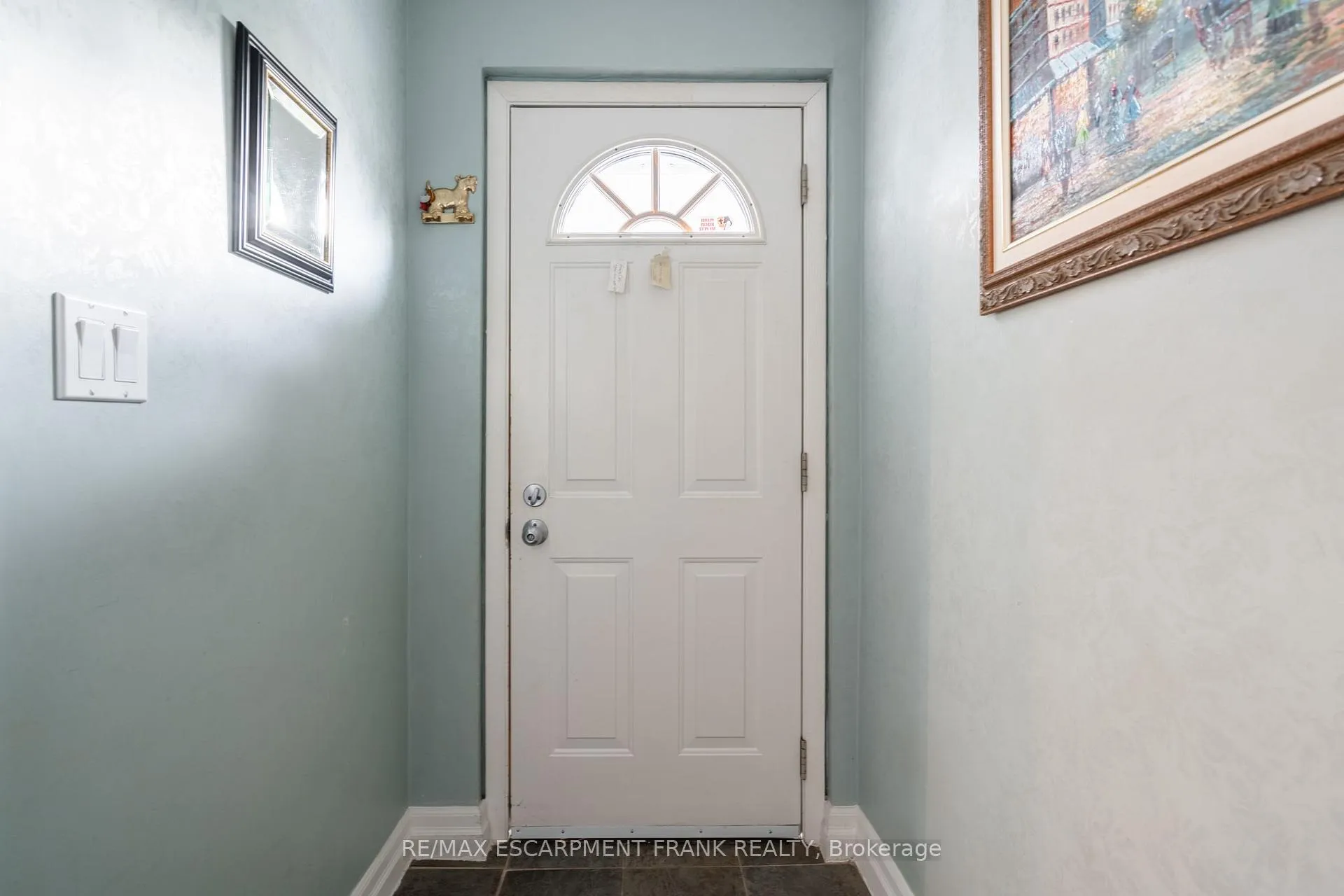 Photo 5 of 202 Canada Street, Hamilton, Kirkendall — HOMEH