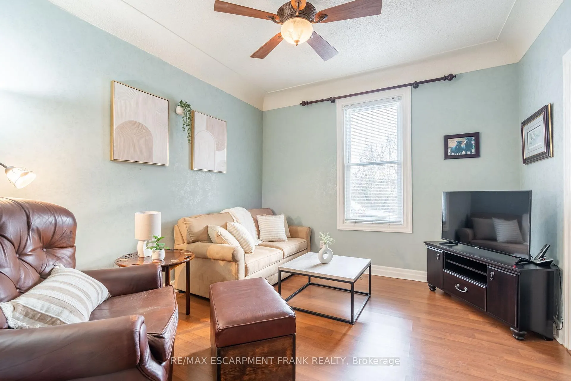 Photo 8 of 202 Canada Street, Hamilton, Kirkendall — HOMEH