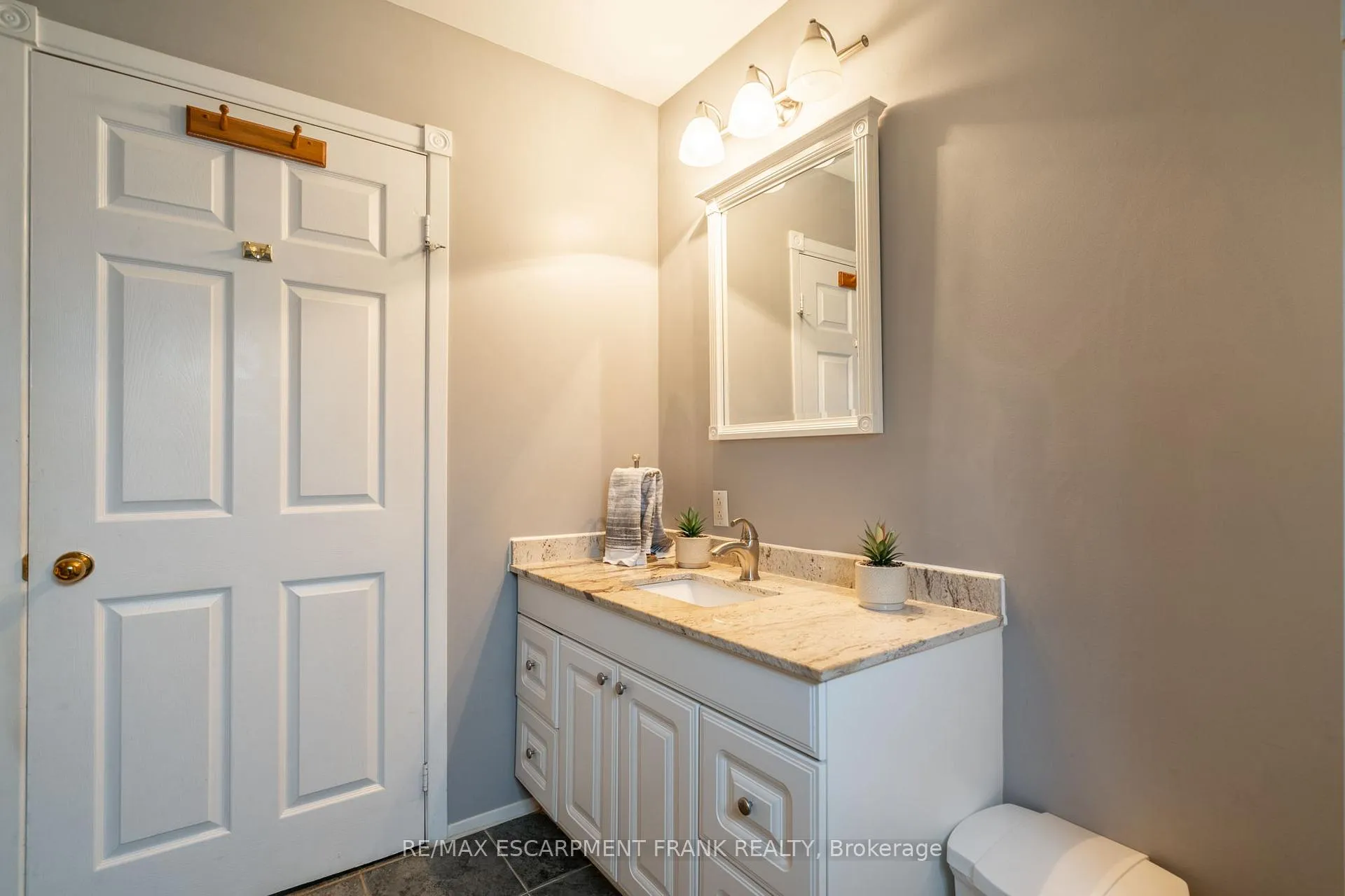 Photo 21 of 202 Canada Street, Hamilton, Kirkendall — HOMEH