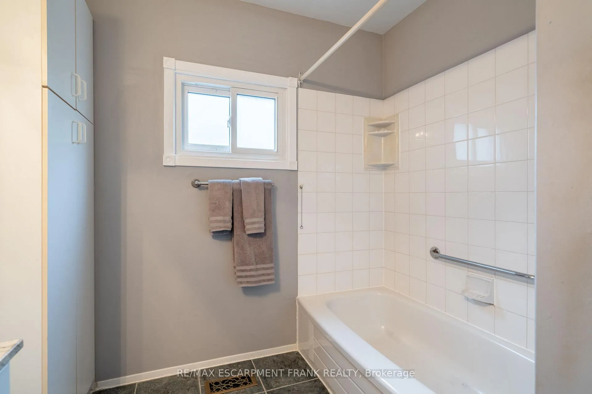 Photo 22 of 202 Canada Street, Hamilton, Kirkendall — HOMEH