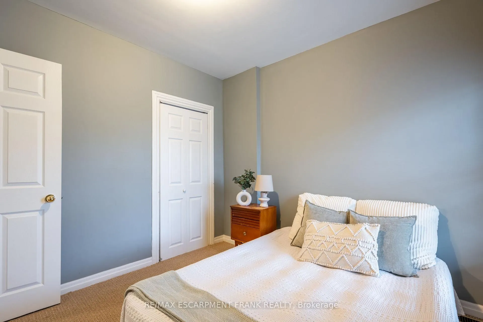 Photo 29 of 202 Canada Street, Hamilton, Kirkendall — HOMEH