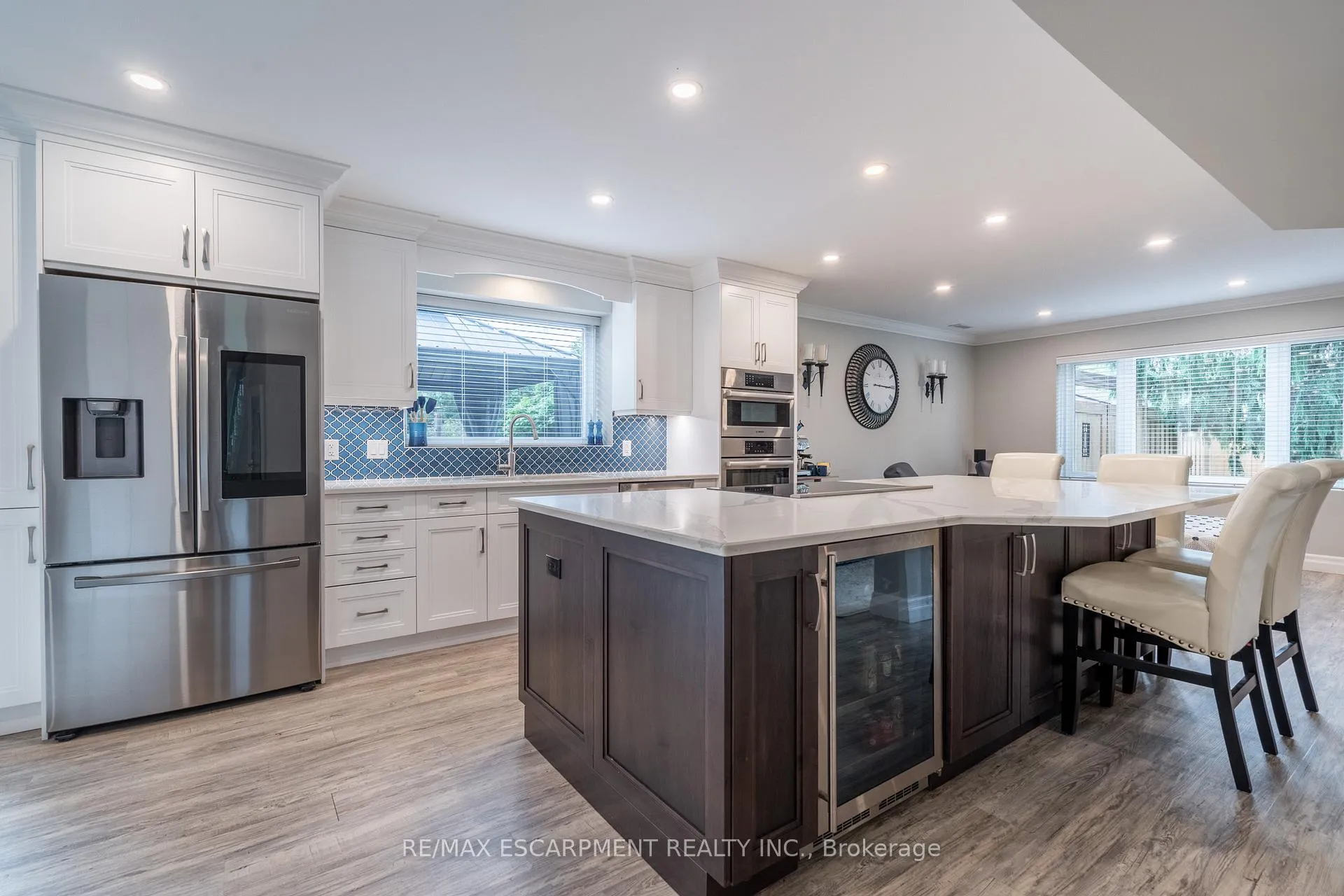 Photo 13 of 16 Noble Kirk Drive, Hamilton, Rural Flamborough — HOMEH