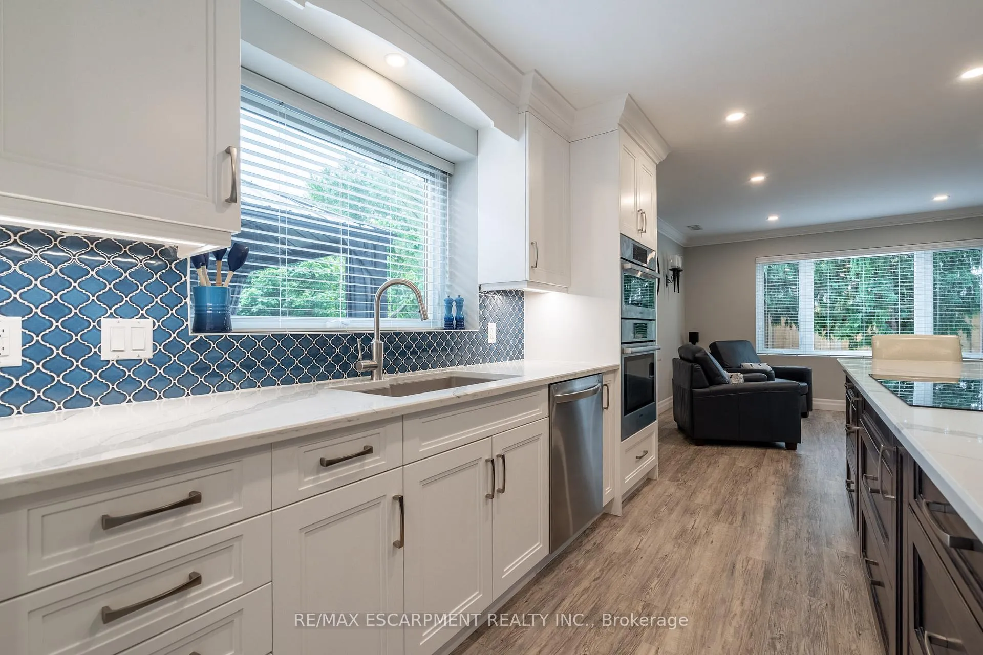 Photo 14 of 16 Noble Kirk Drive, Hamilton, Rural Flamborough — HOMEH
