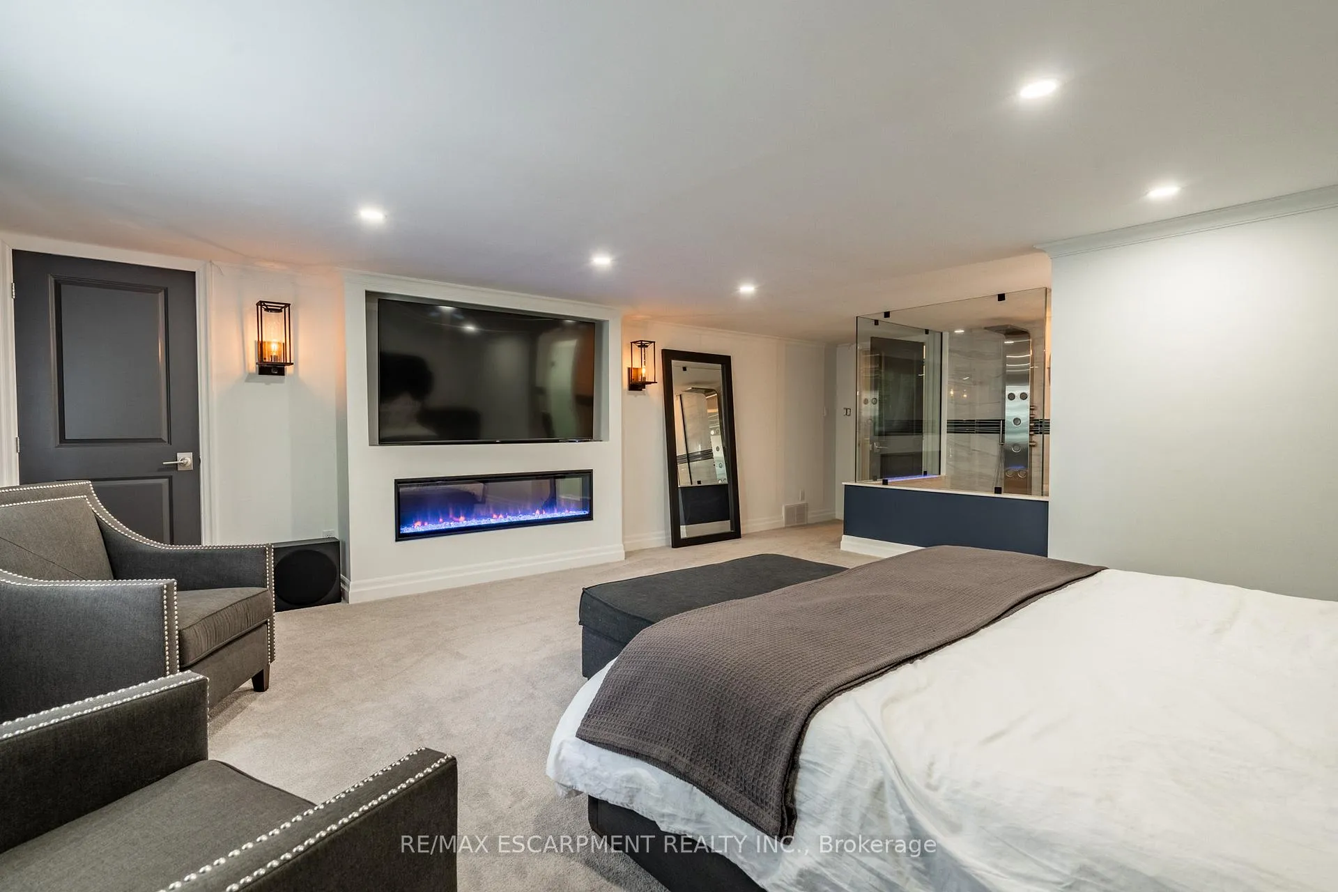 Photo 22 of 16 Noble Kirk Drive, Hamilton, Rural Flamborough — HOMEH