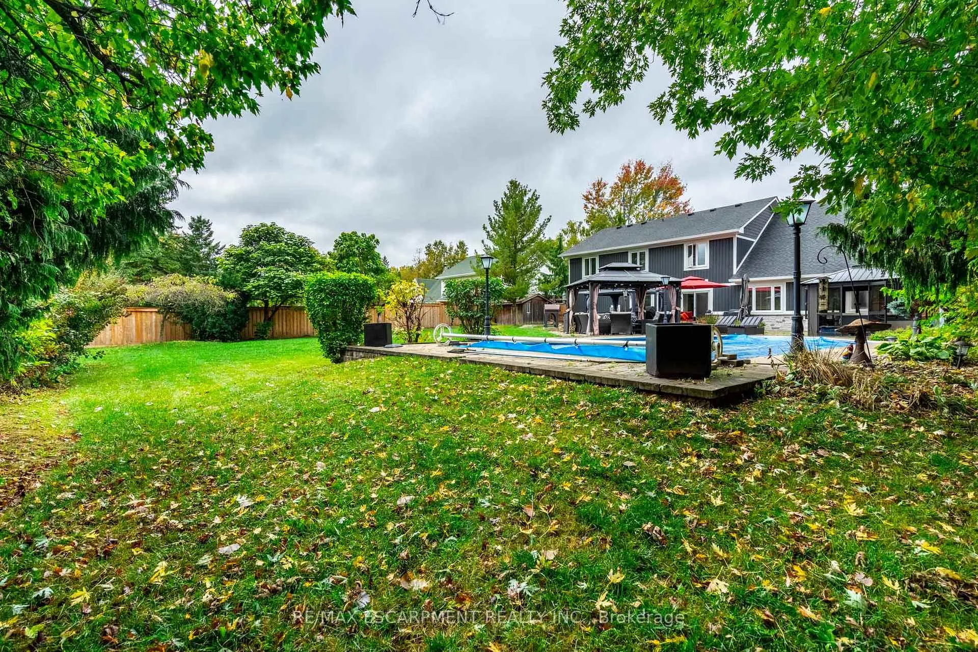 Photo 39 of 16 Noble Kirk Drive, Hamilton, Rural Flamborough — HOMEH