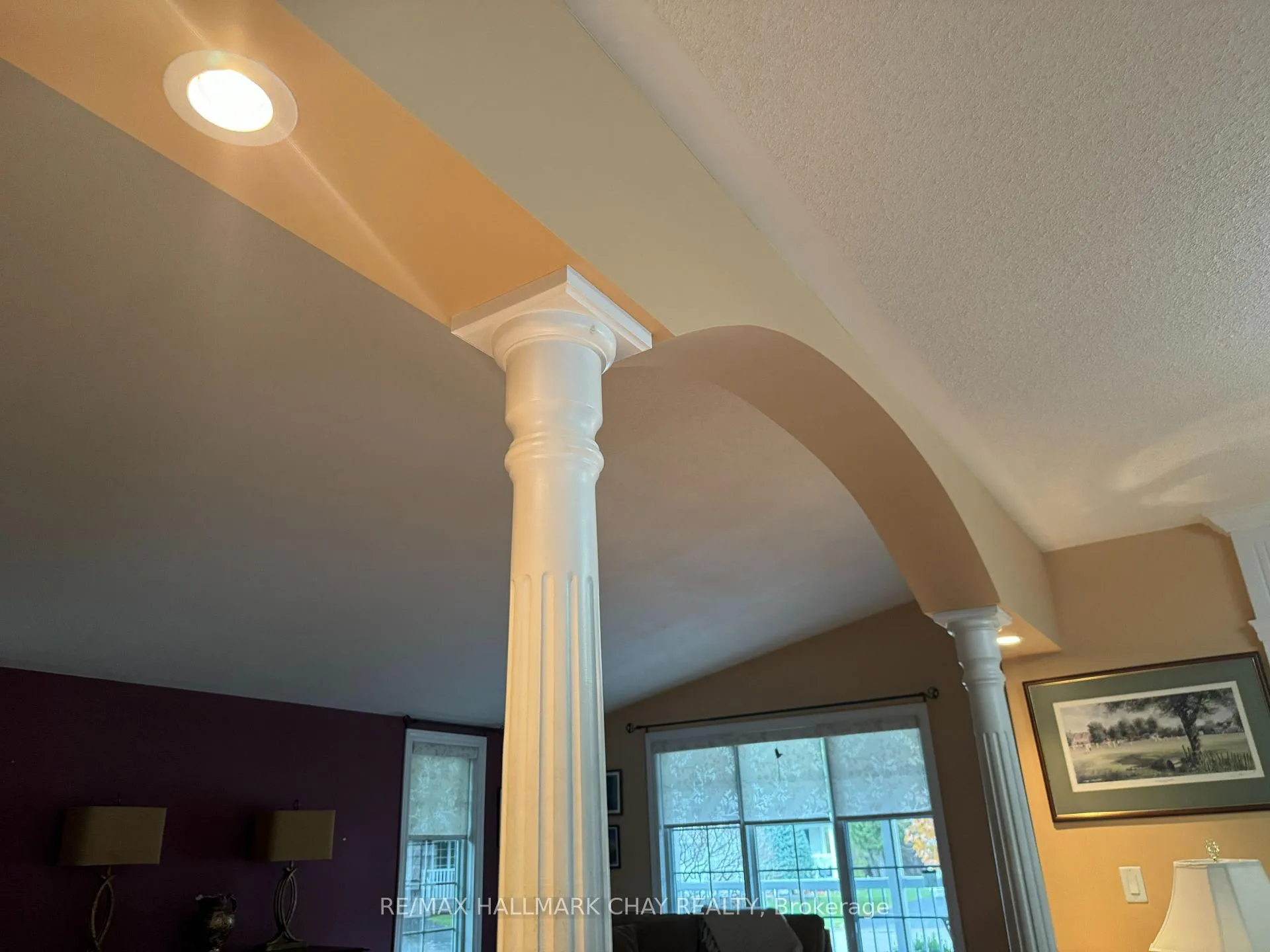 Photo 10 of 4 Ventnor Crescent, Wasaga Beach — HOMEH