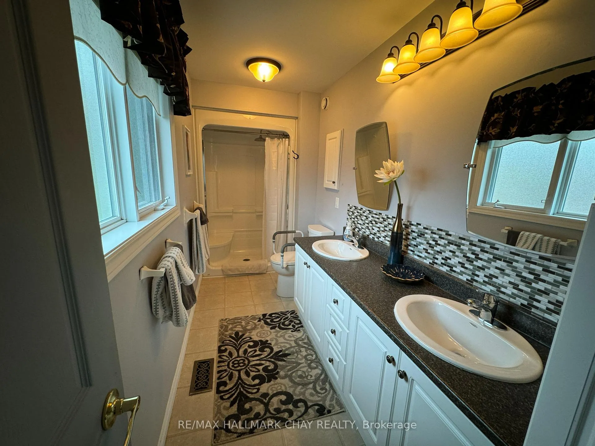 Photo 19 of 4 Ventnor Crescent, Wasaga Beach — HOMEH