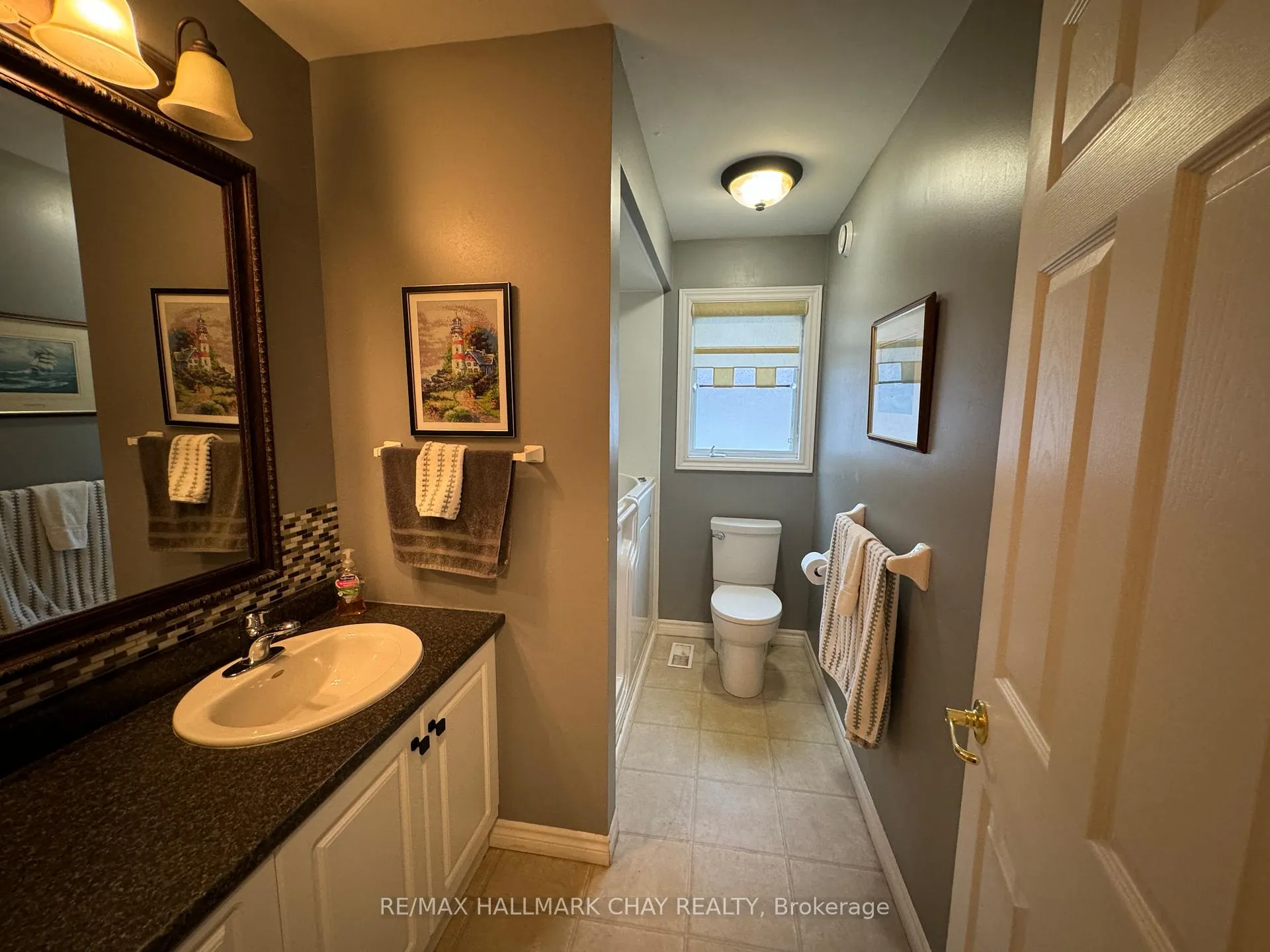 Photo 23 of 4 Ventnor Crescent, Wasaga Beach — HOMEH