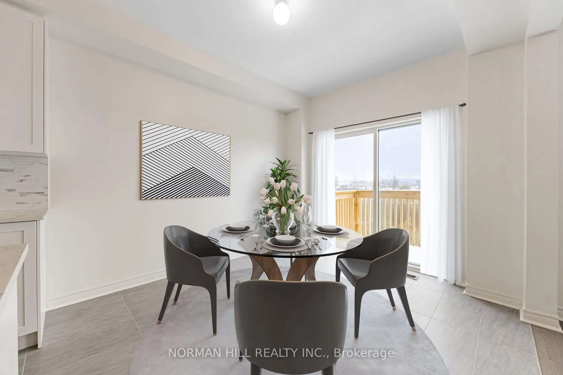 Photo 3 of 128 Hartney Drive, Richmond Hill, Rural Richmond Hill — HOMEH