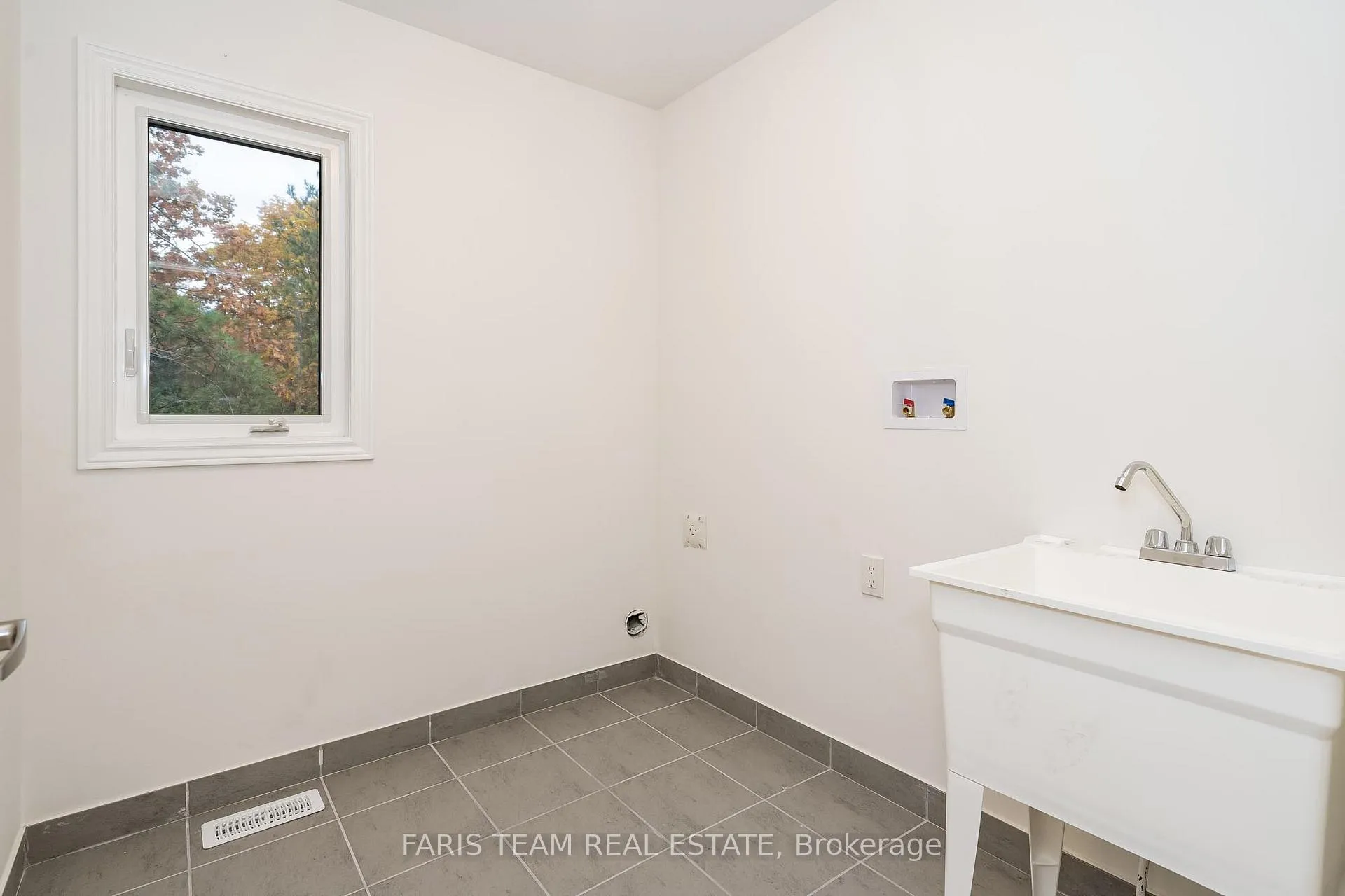 Photo 20 of 132 Ansley Road, Wasaga Beach — HOMEH