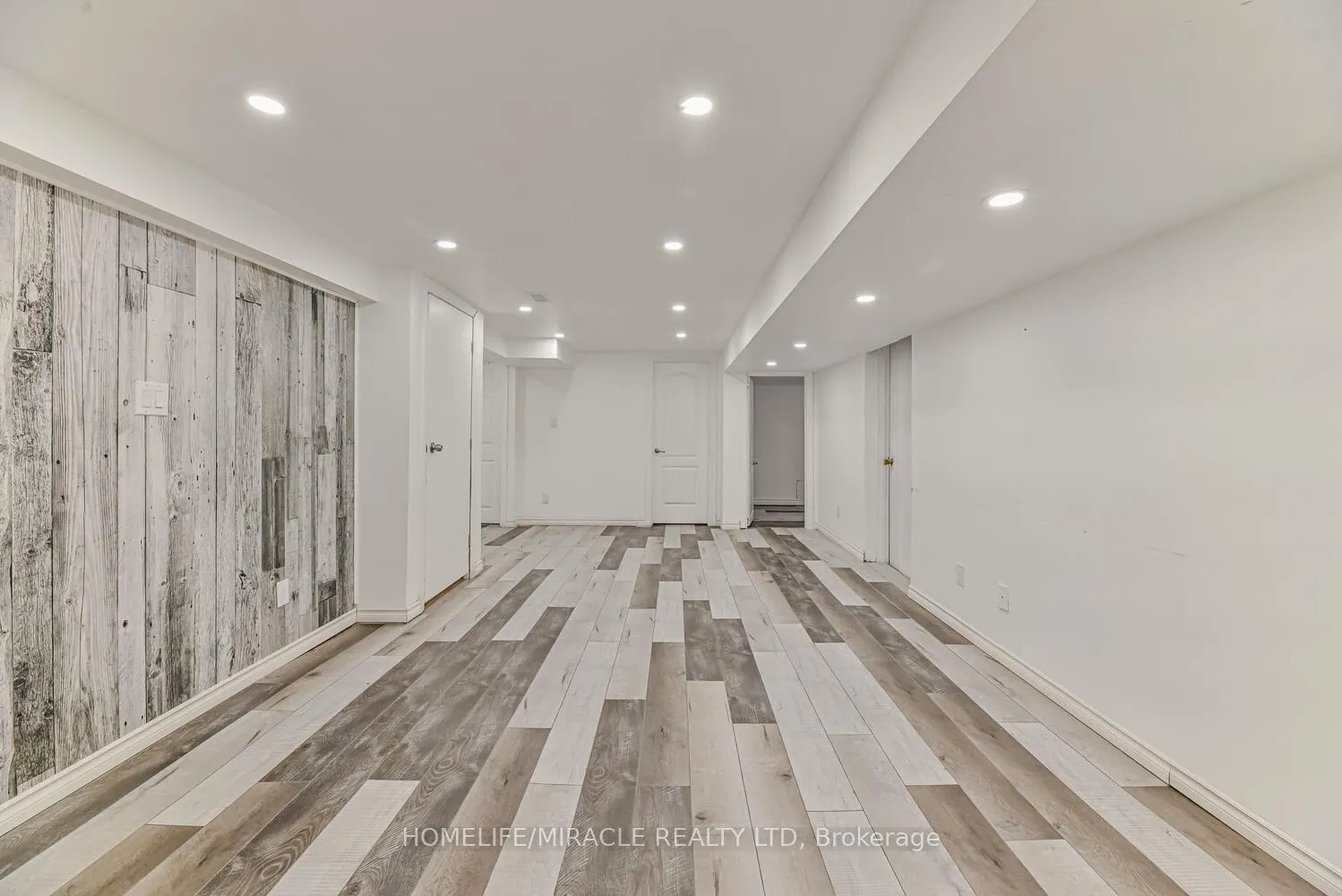 Photo 28 of 1024 Barton Street, Hamilton, Stoney Creek — HOMEH
