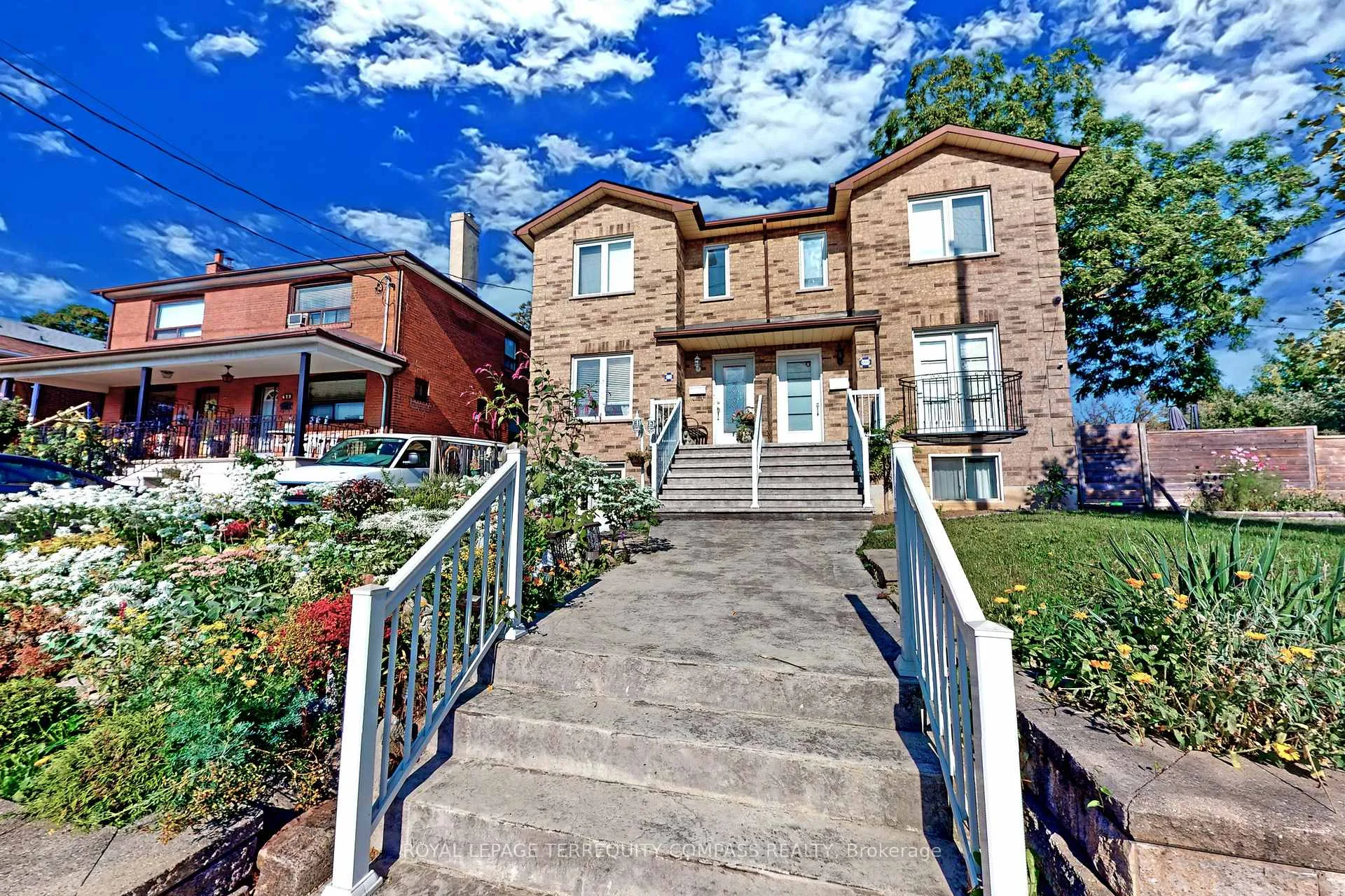 Photo 1 of 471B Northcliffe Boulevard, Toronto, Oakwood Village — HOMEH