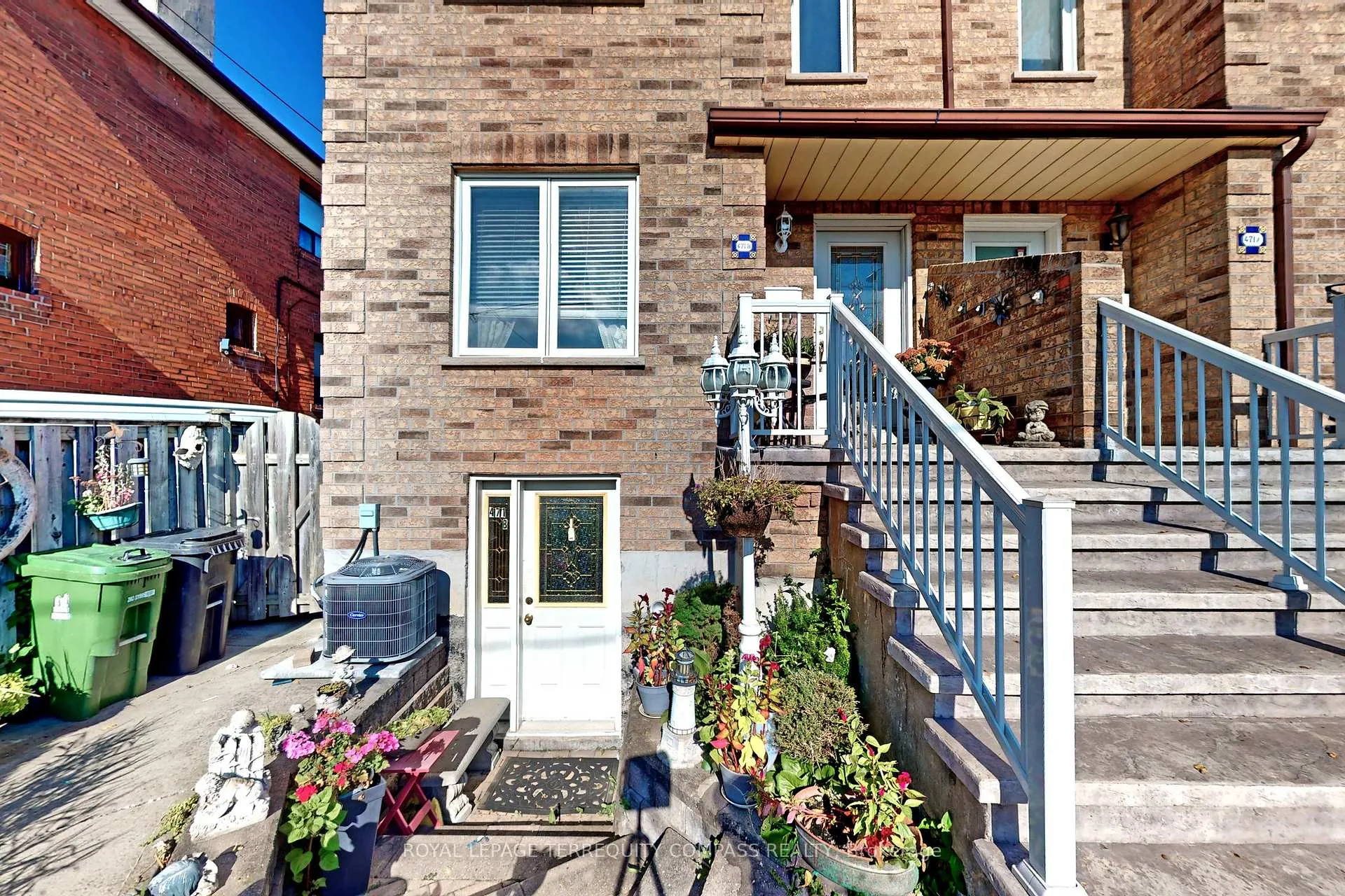Photo 2 of 471B Northcliffe Boulevard, Toronto, Oakwood Village — HOMEH